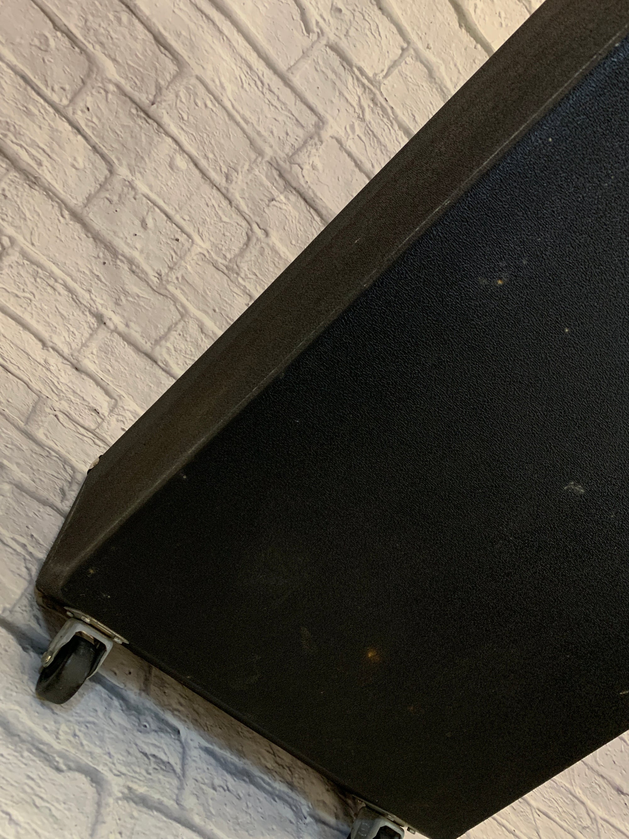 Ampeg SVT-810E Classic Series 8x10" Bass Speaker Cabinet