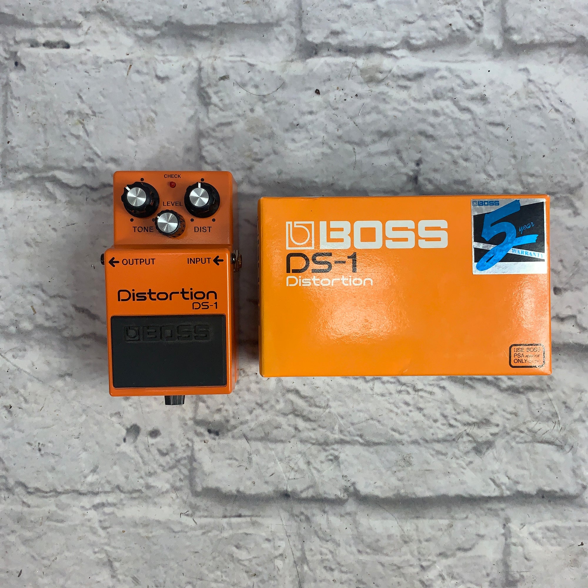Boss DS-1 Distortion Pedal