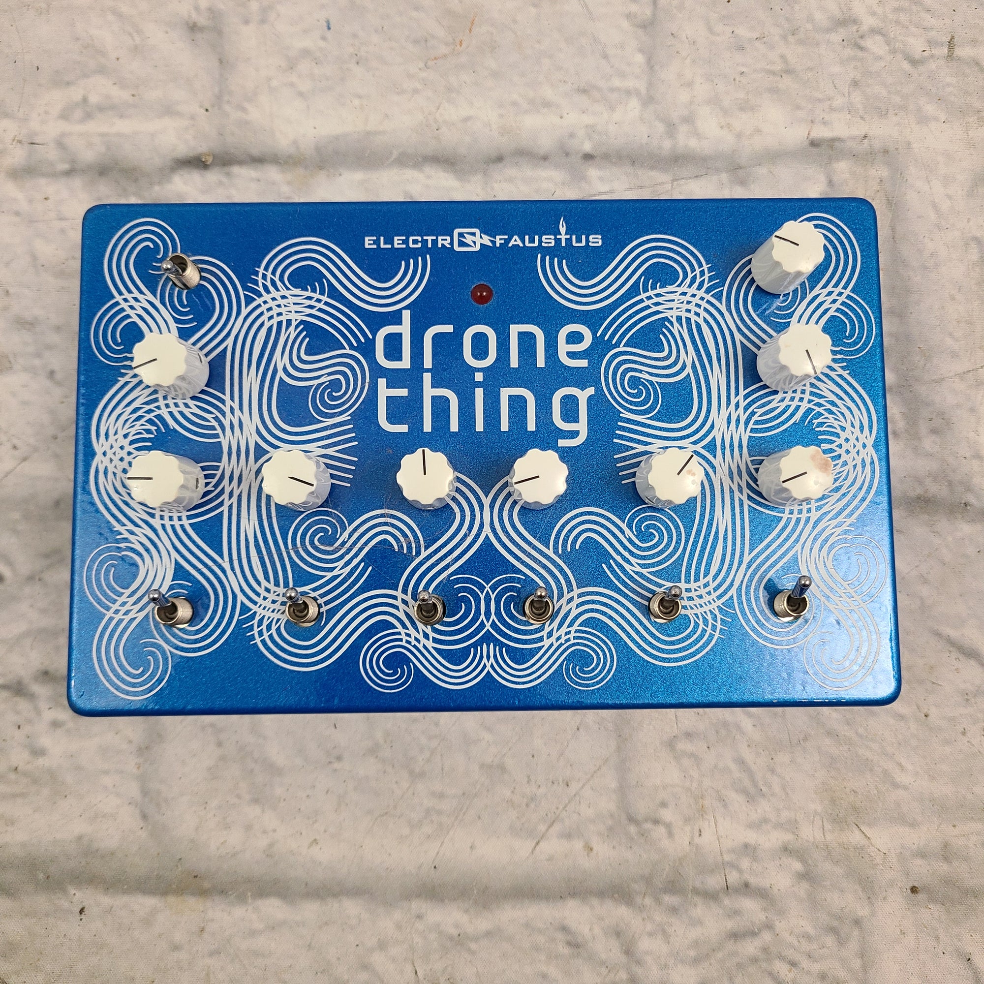 Electro Faustus Drone Thing Noise and Drone Synth