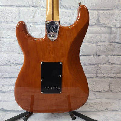 Fender Vintera '70s Stratocaster Electric Guitar, Maple Fingerboard