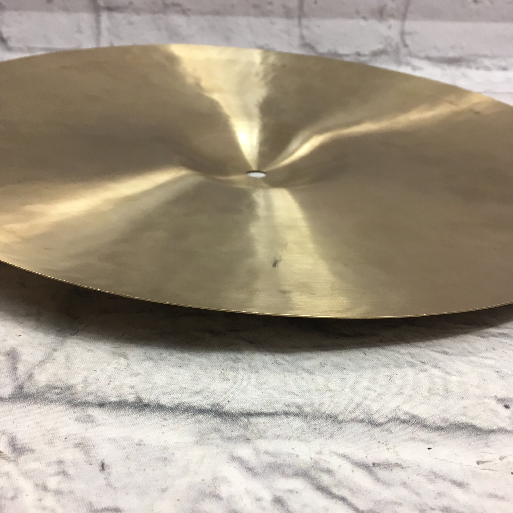 Unknown 16in Crash Cymbal