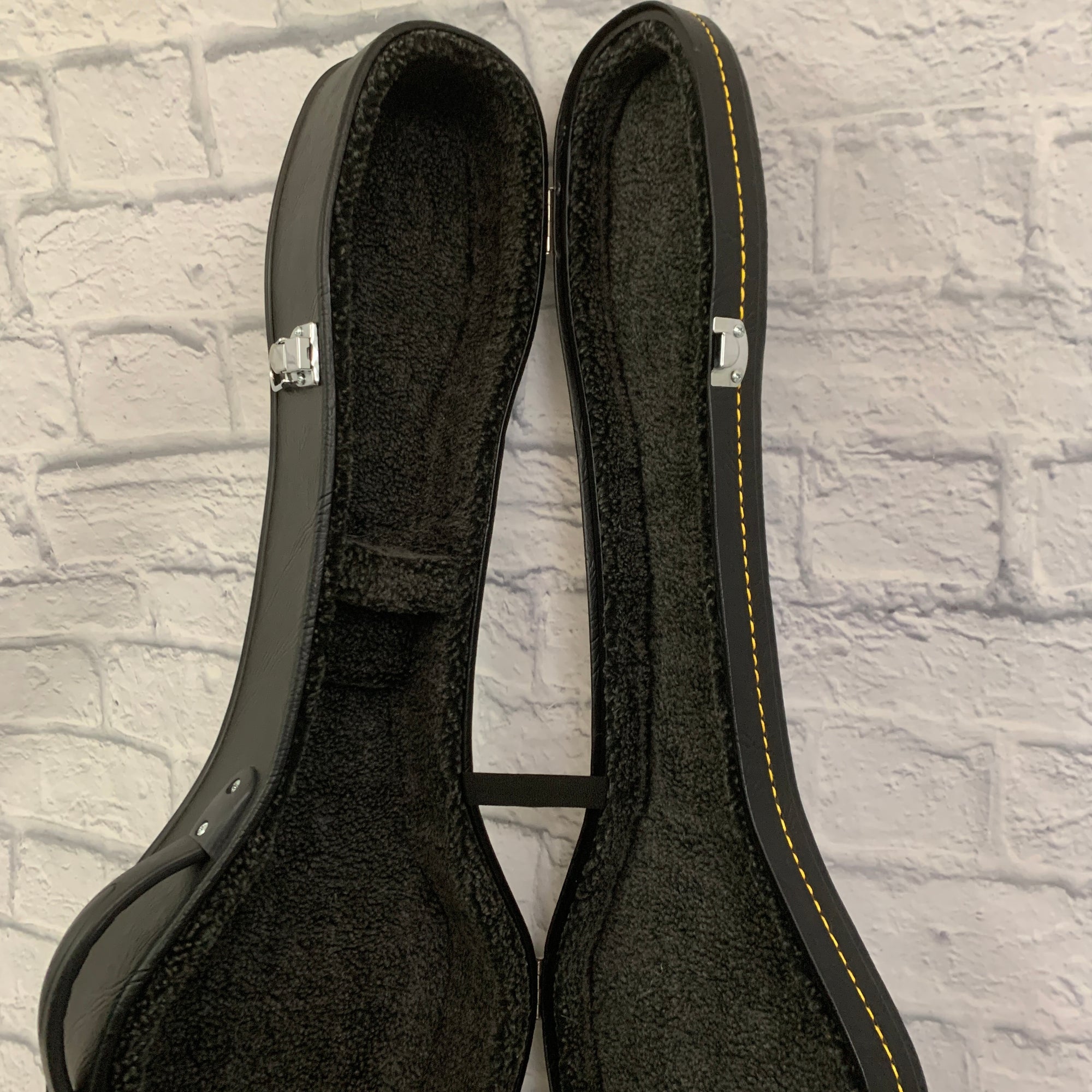 Roosebeck Classical Guitar Hard Case
