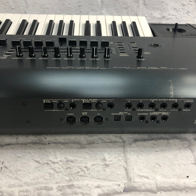 Korg Kronos 73 73-Key Workstation Keyboard