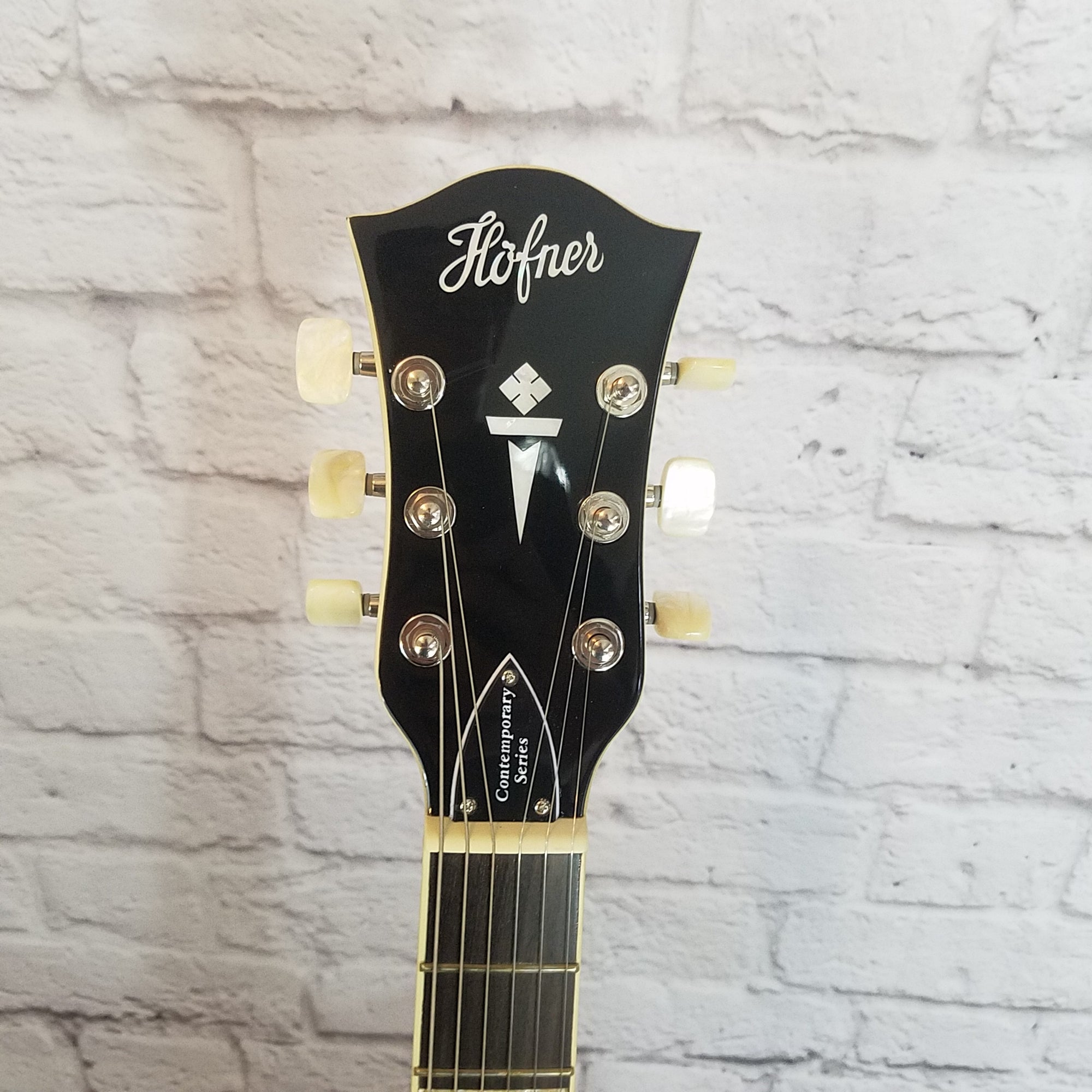Hofner Contemporary Verythin Semi-Hollow Guitar Transparent Red