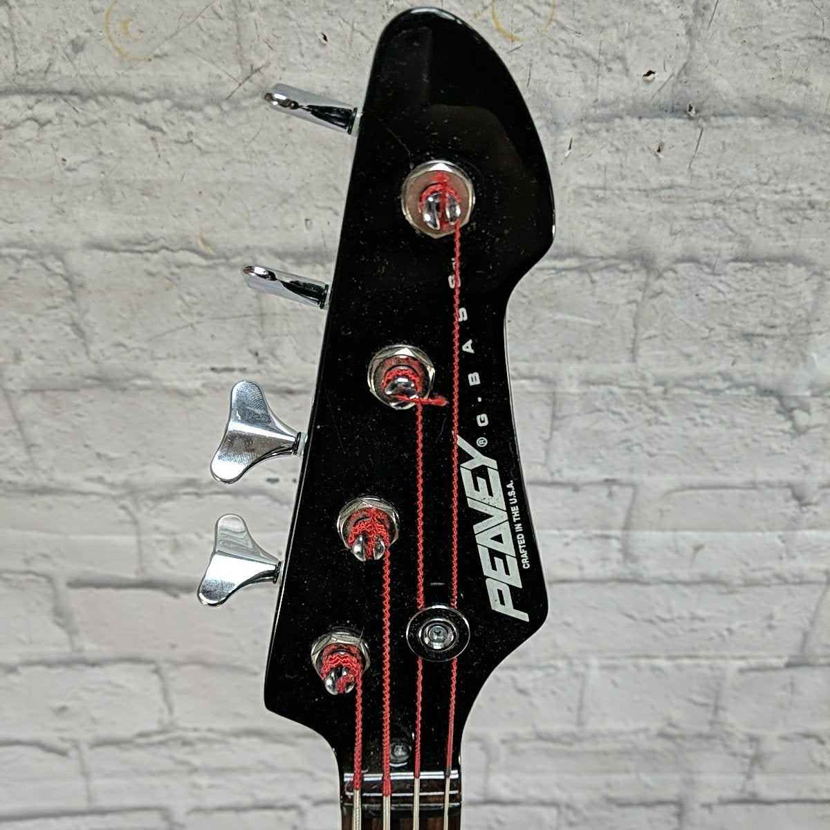 Peavey gv store bass