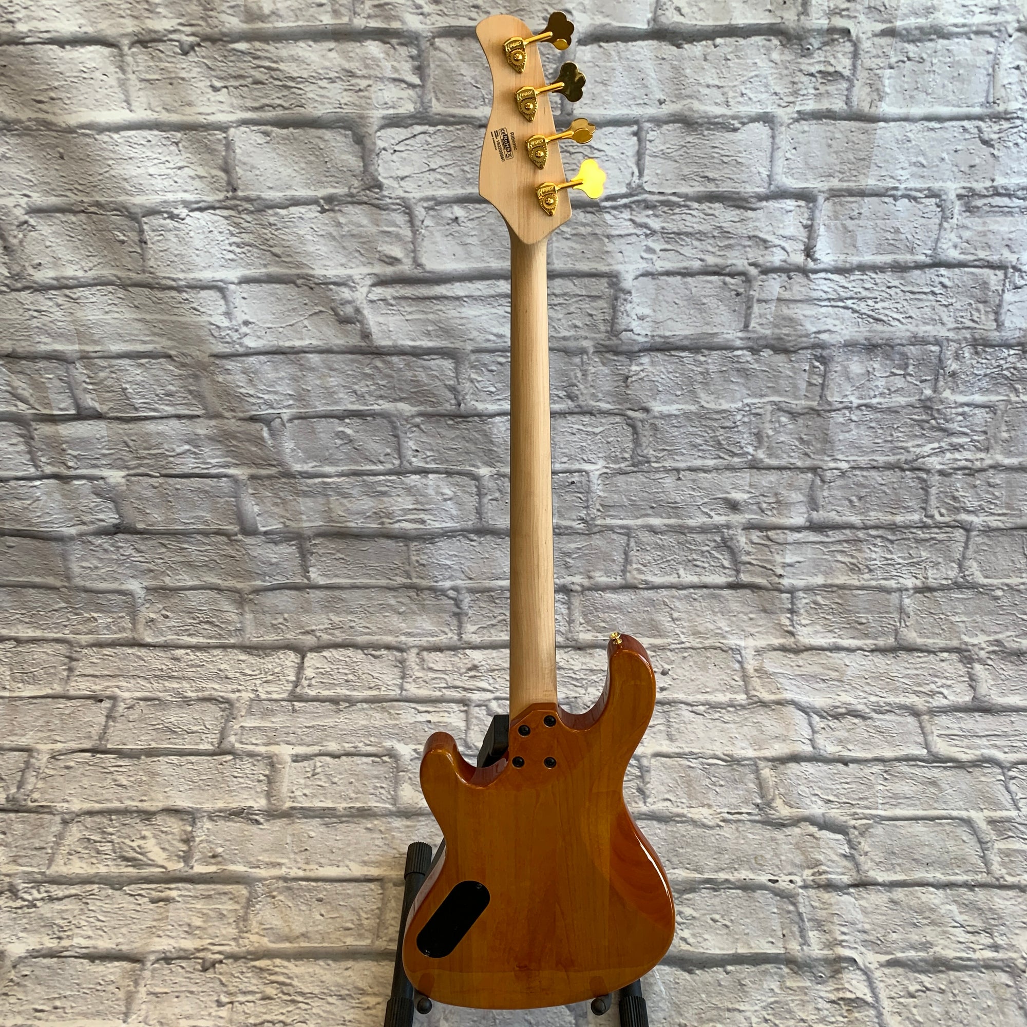 Cort Rithimic NAT Spalted Maple/Padouk Top 4-String Bass Natural