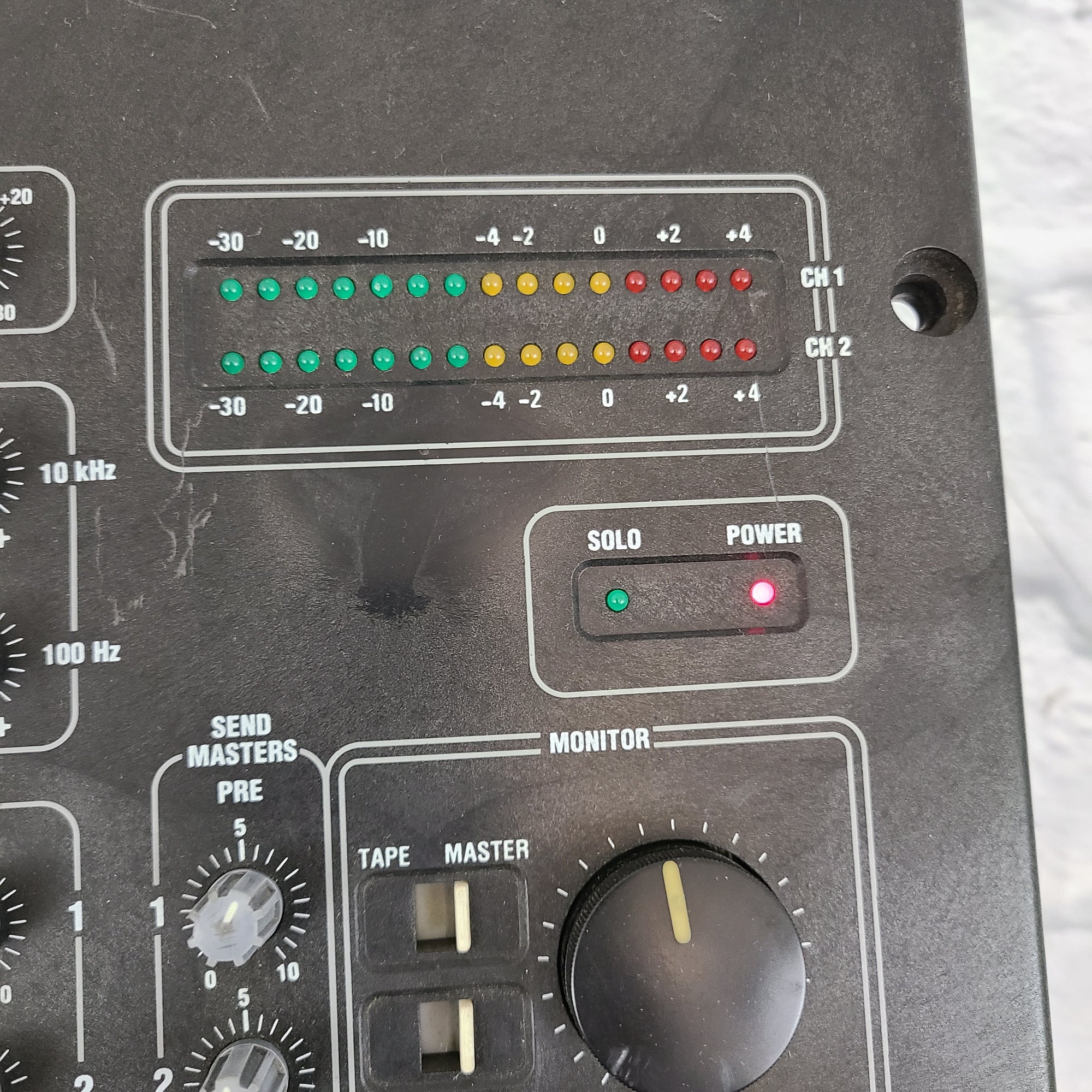 Alesis 1622 Monolithic / Integrated Surface Audio Console AS IS