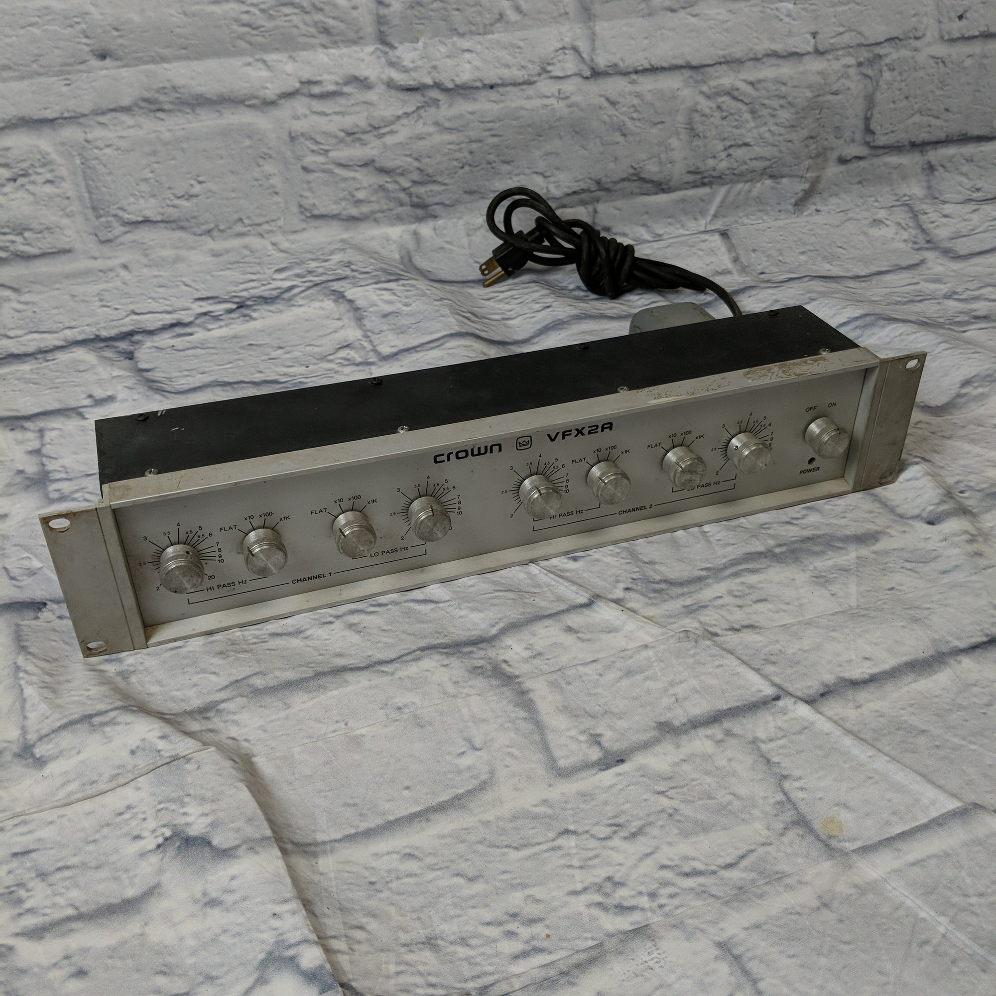 Crown VFX2A 2-Channel Crossover - Evolution Music
