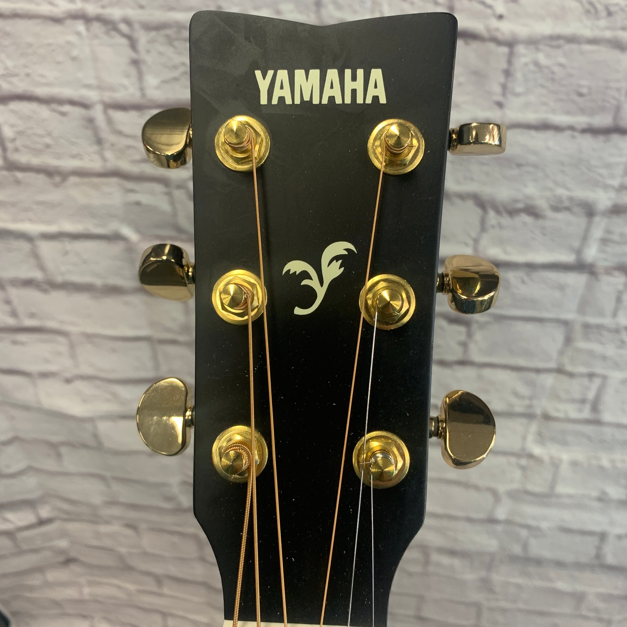 Yamaha FX335C Acoustic Guitar