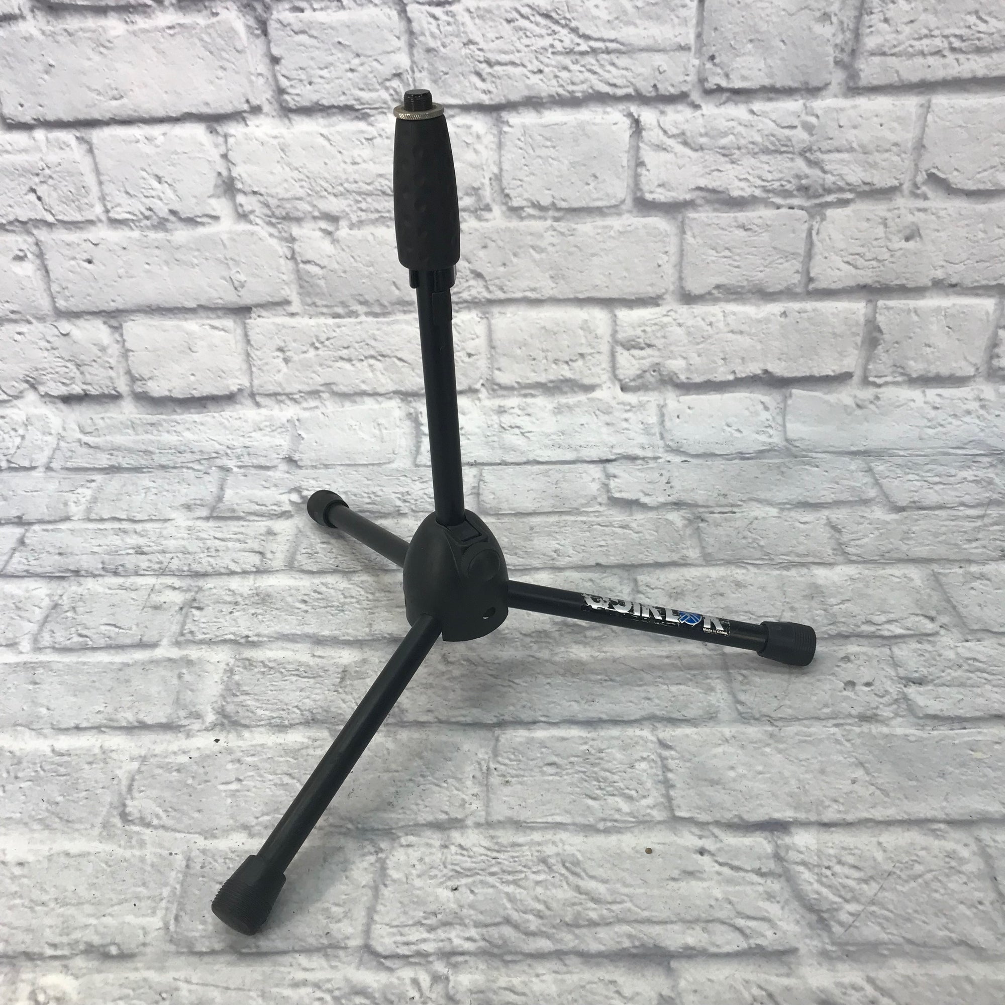 Quick Lok Short Tripod Microphone Straight Stand