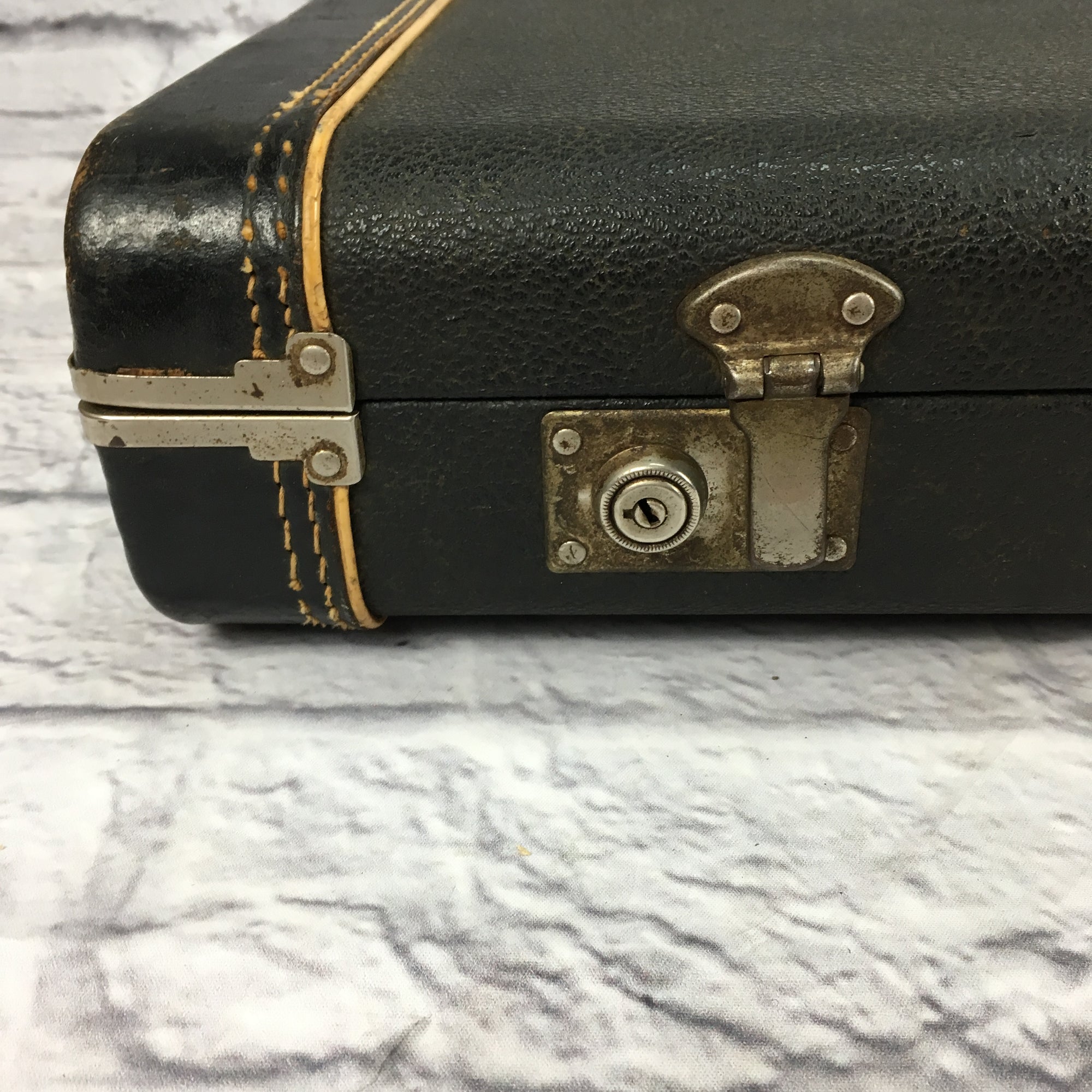 Vintage 1960s Fender Bass Case