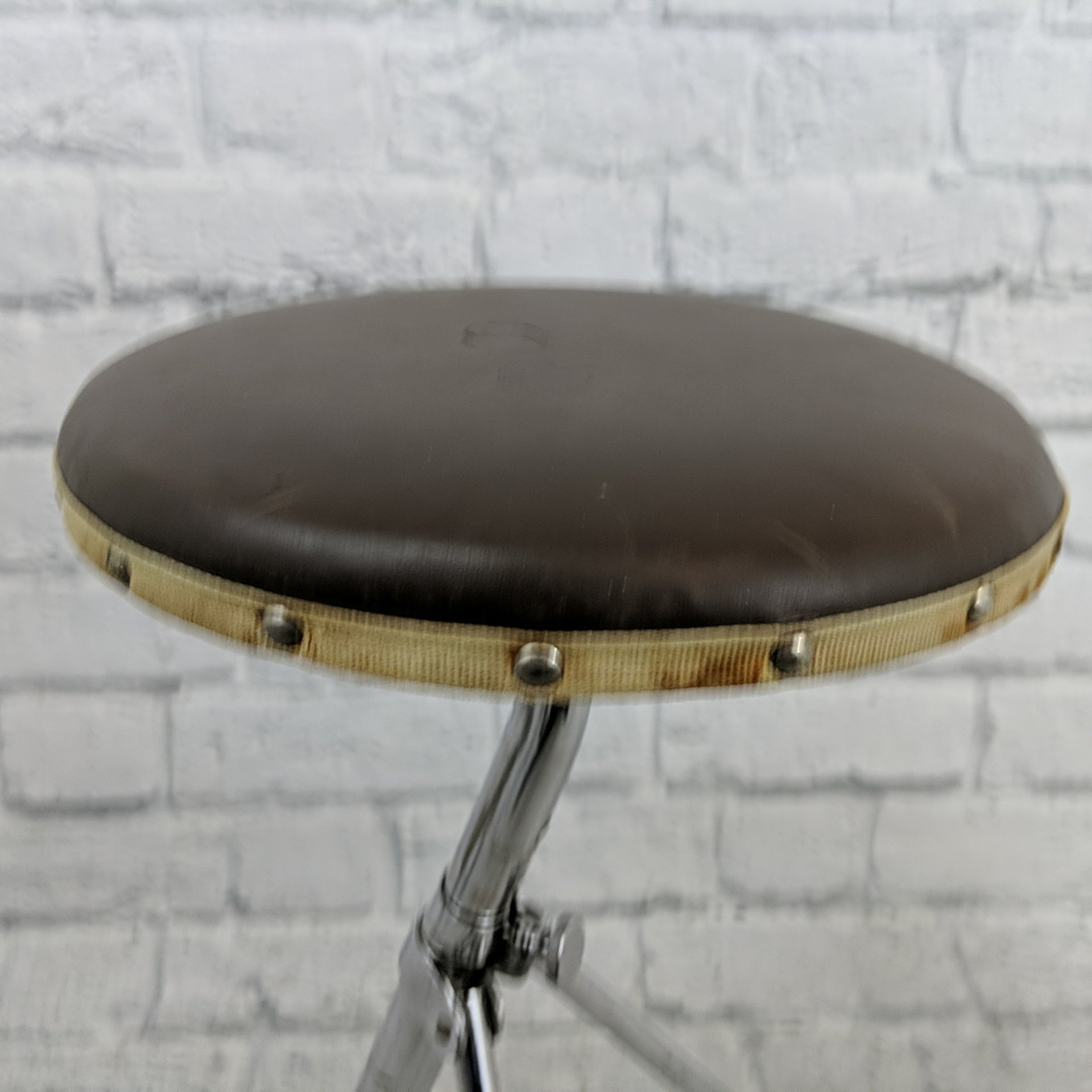 Vintage Slingerland Throne