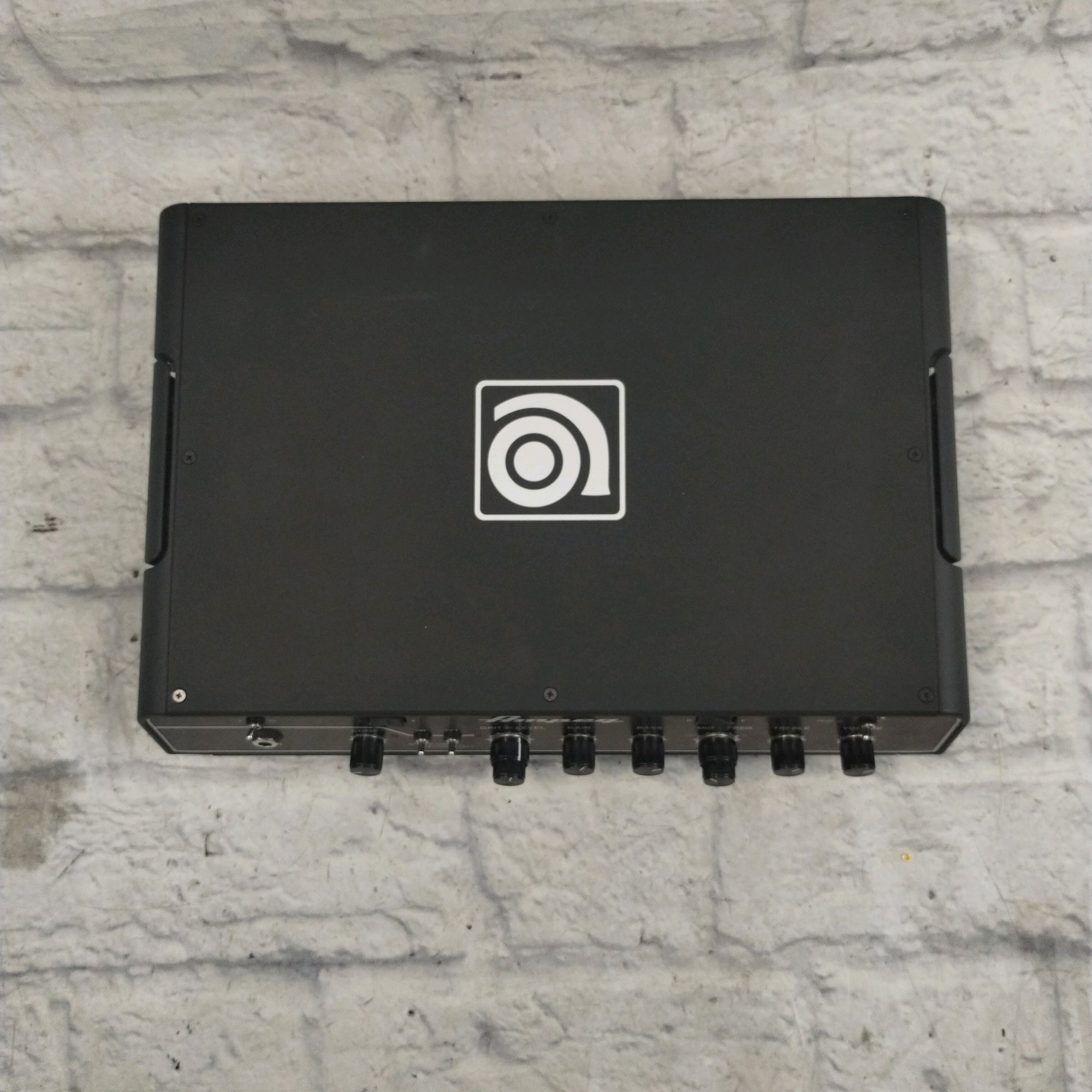 Ampeg Venture v12 Bass Head