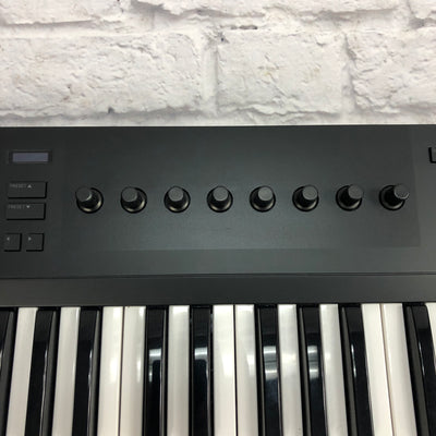 Native Instruments A61 61 Key Controller