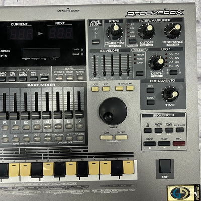 Roland MC-505 Electric Drum Machine