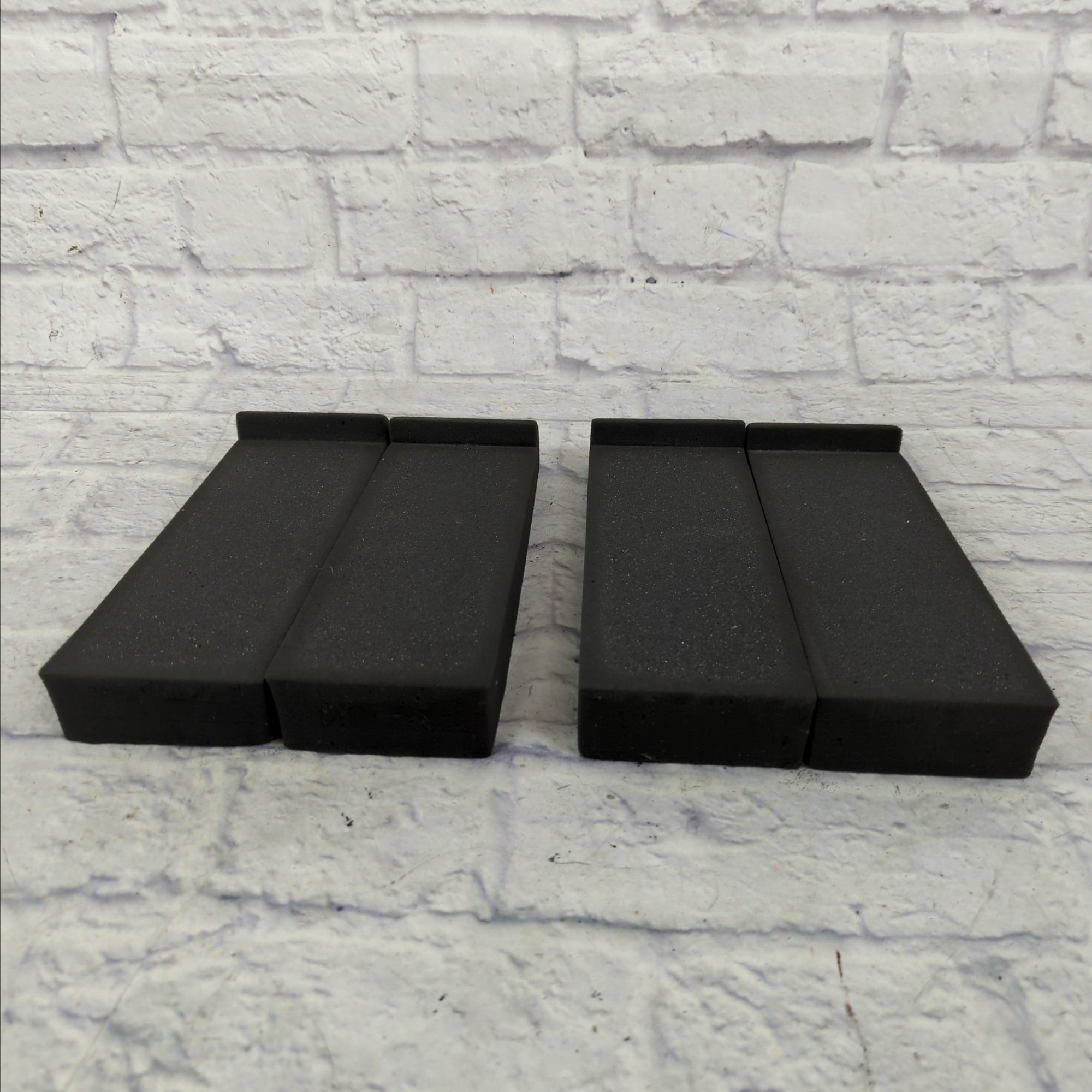 Auralex Acoustics Studio Monitor Isolation Pads (Set of 4)