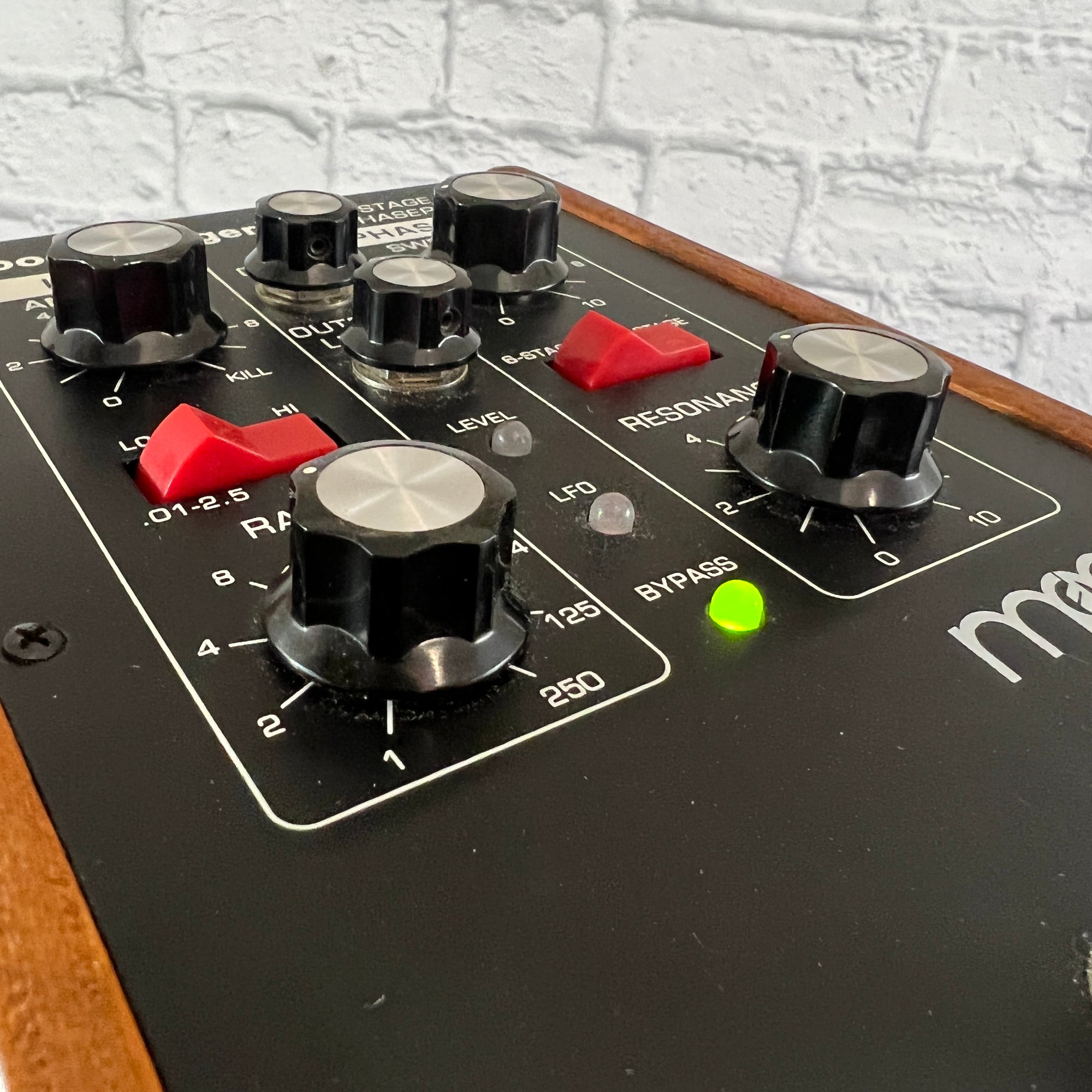 Moog Moogerfooger MF-103 12-Step Phaser Phase Shifter