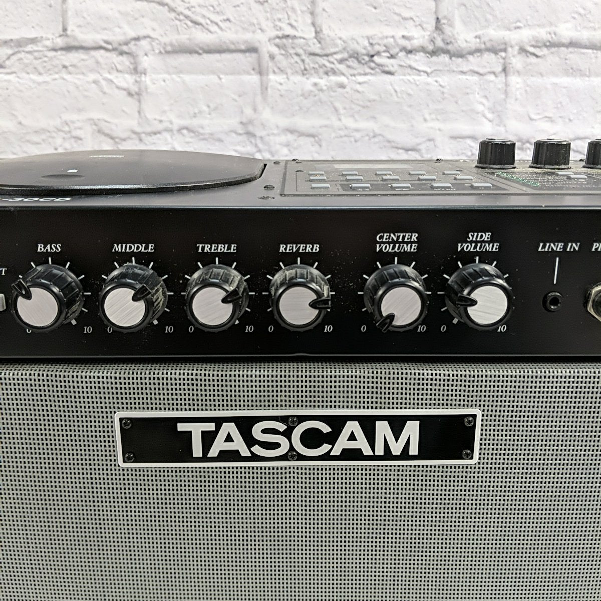 Tascam GA-30CD Guitar Combo Amp w/ built in CD Player