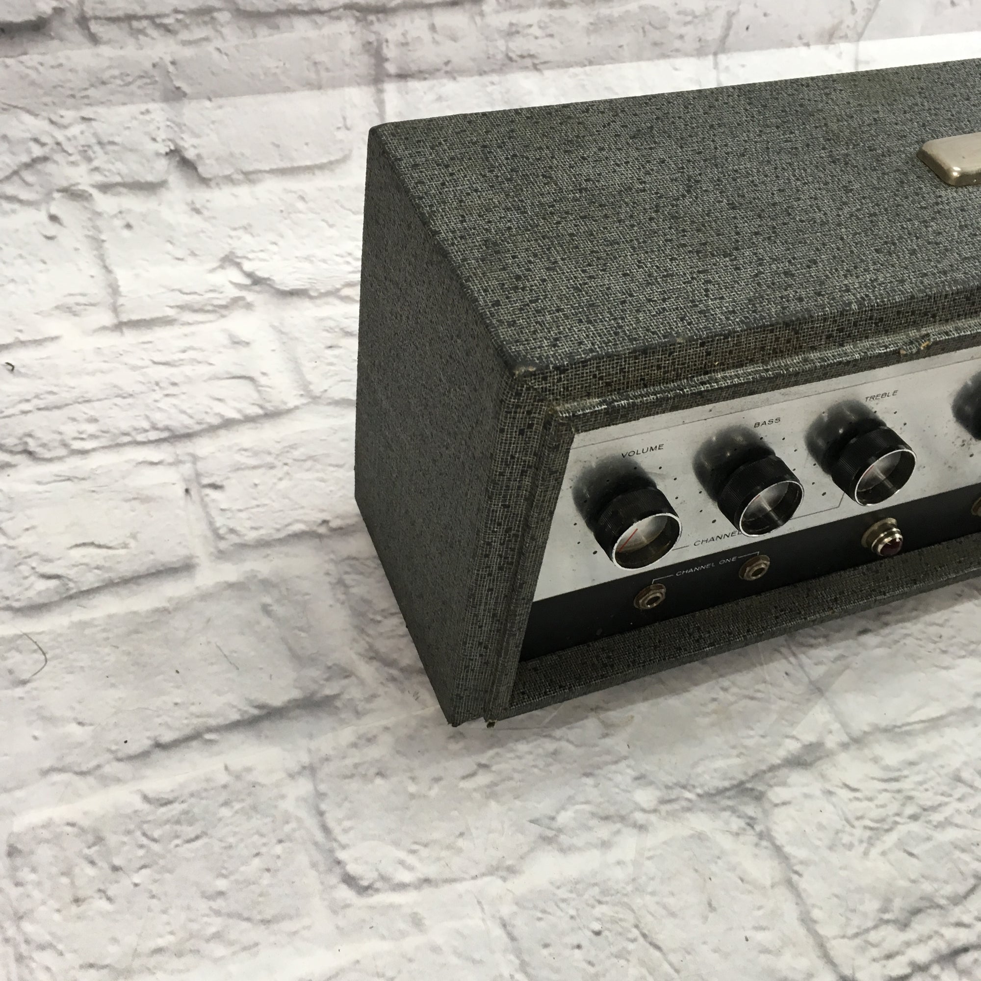Vintage 1960s Silvertone 1484 Twin Twelve Amplifier Head
