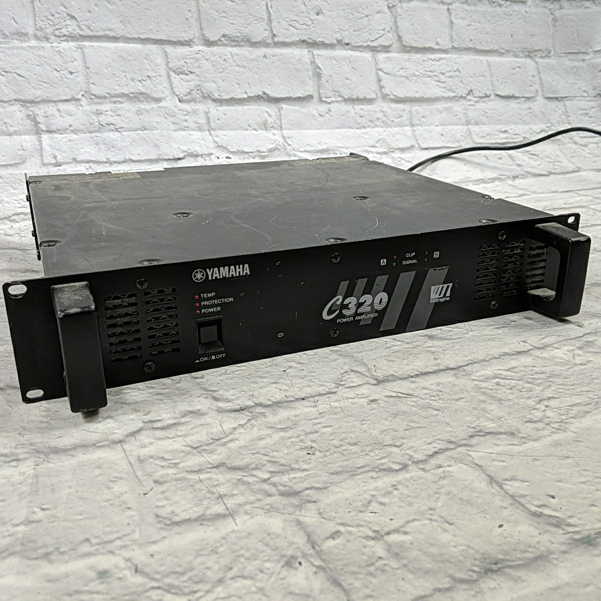 Yamaha C320 Power Amp