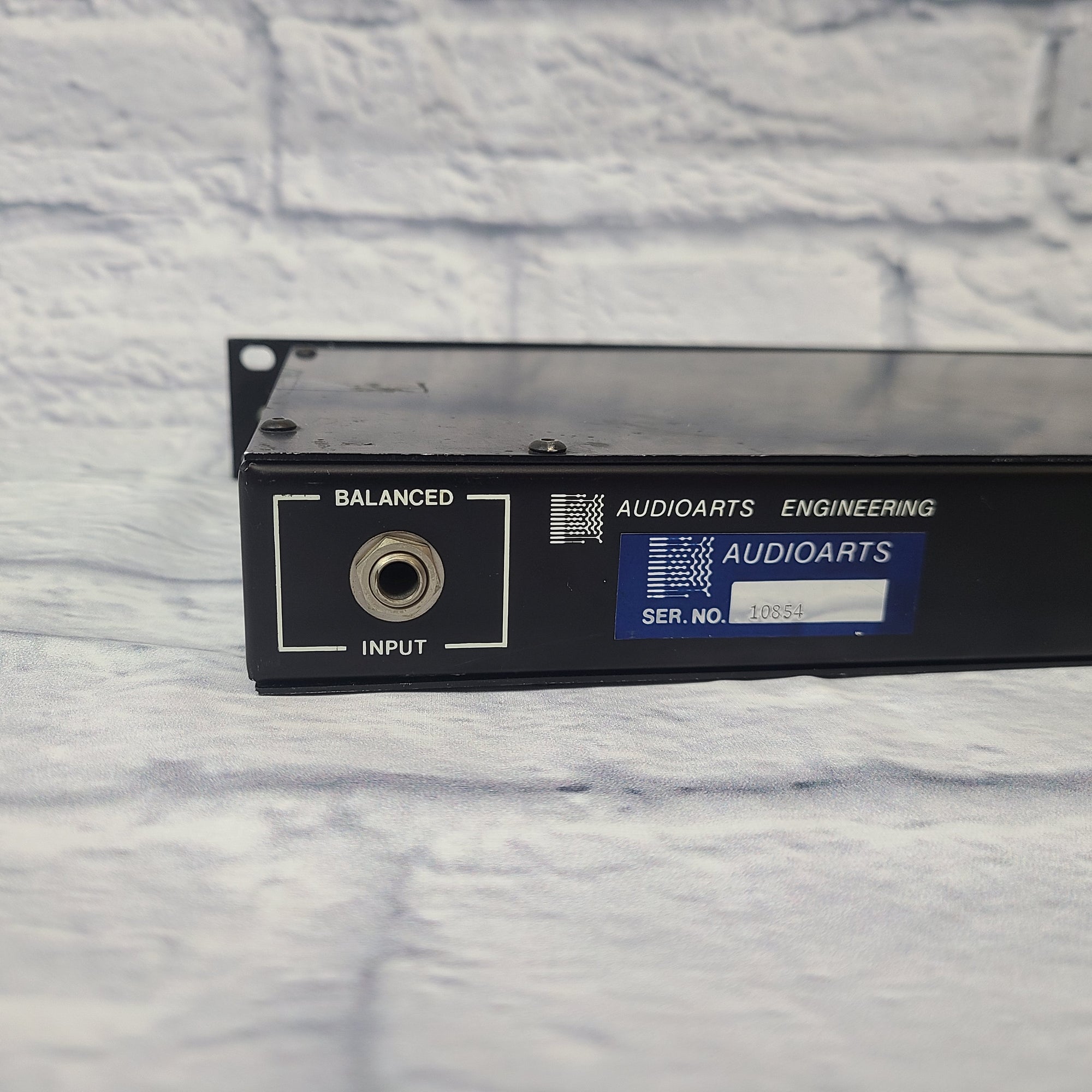 Audioarts Engineering Model 1500 Tuneable Notch Filter-Feedback Suppressor