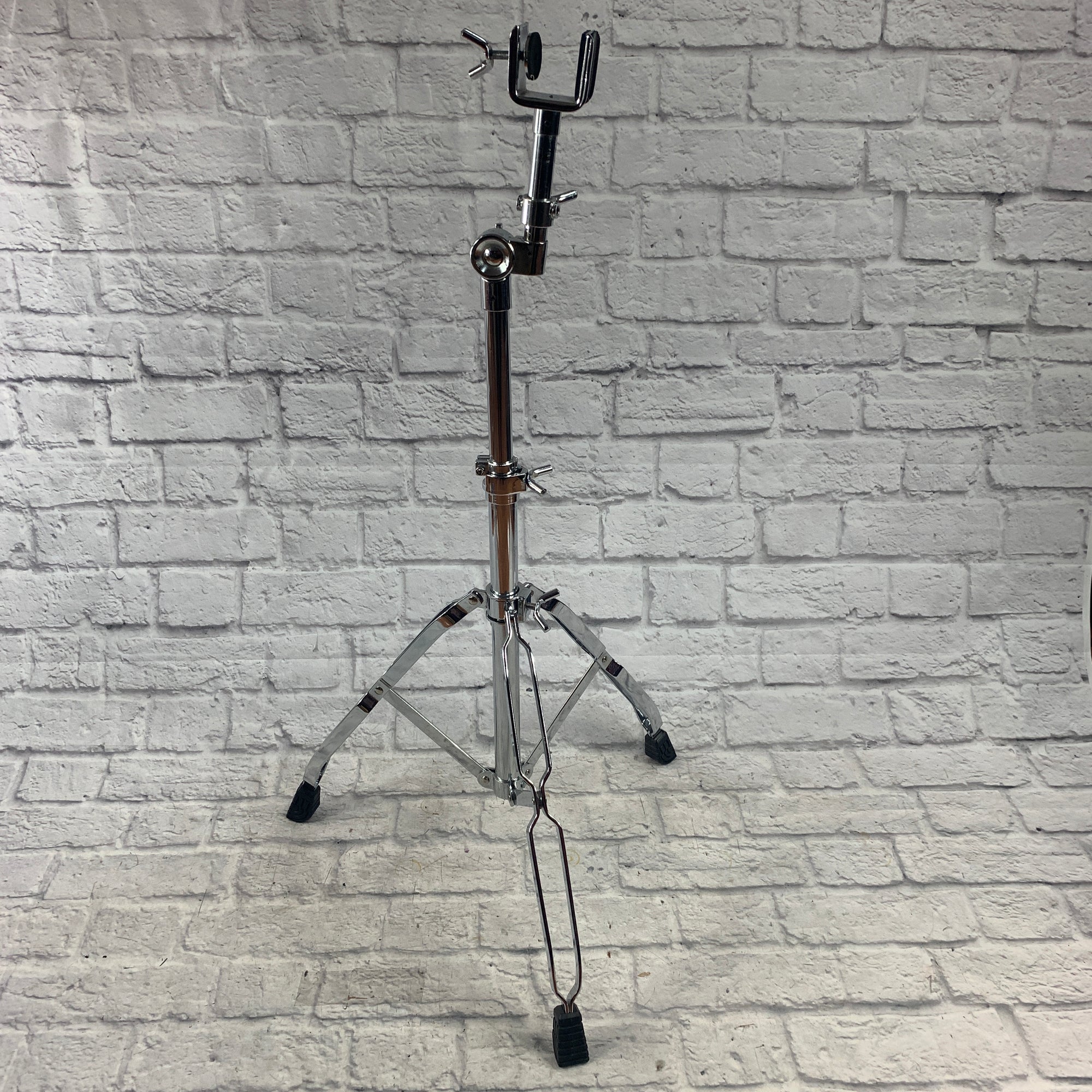 Unknown Bongo Stand