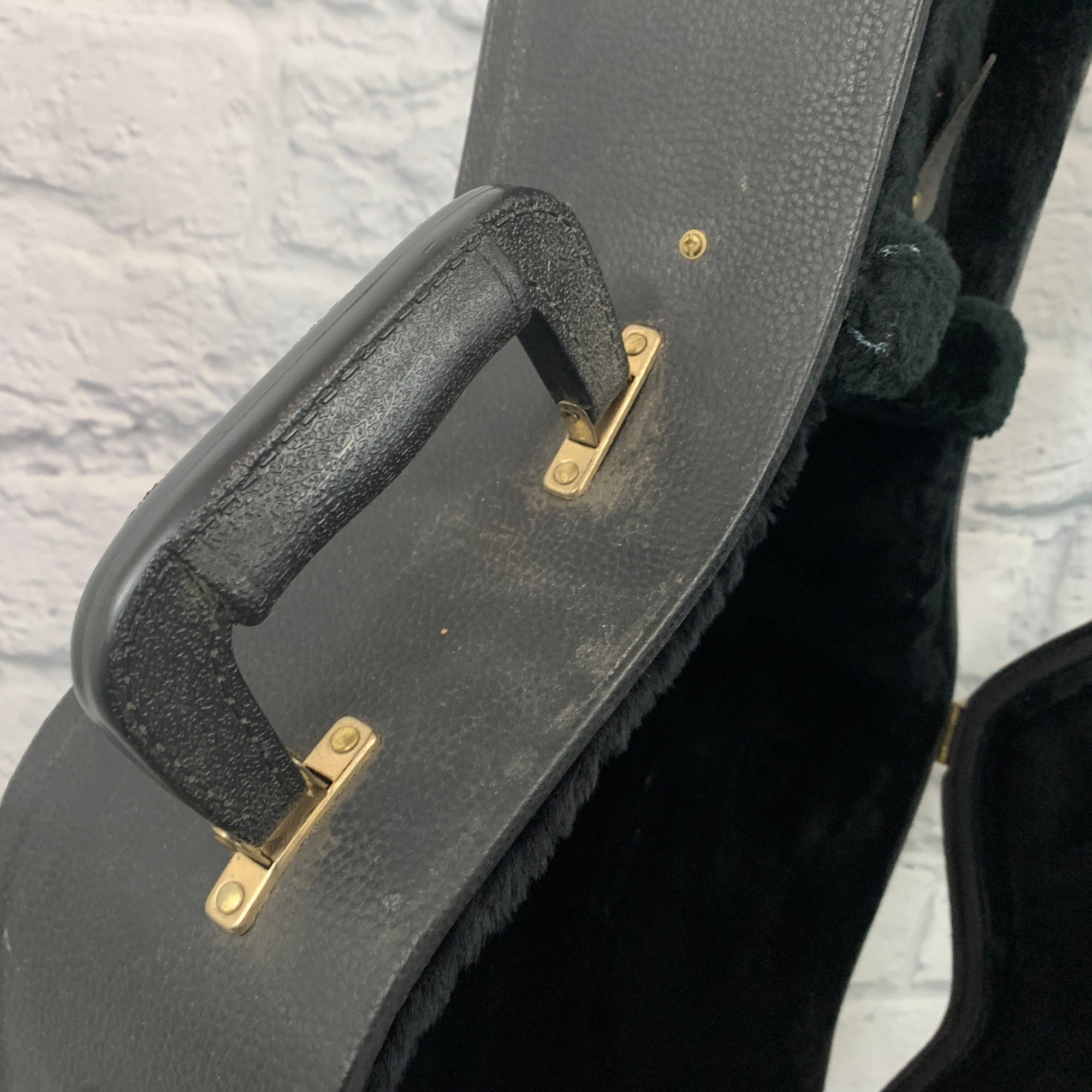 Superior 6968 Acoustic Hardshell Case
