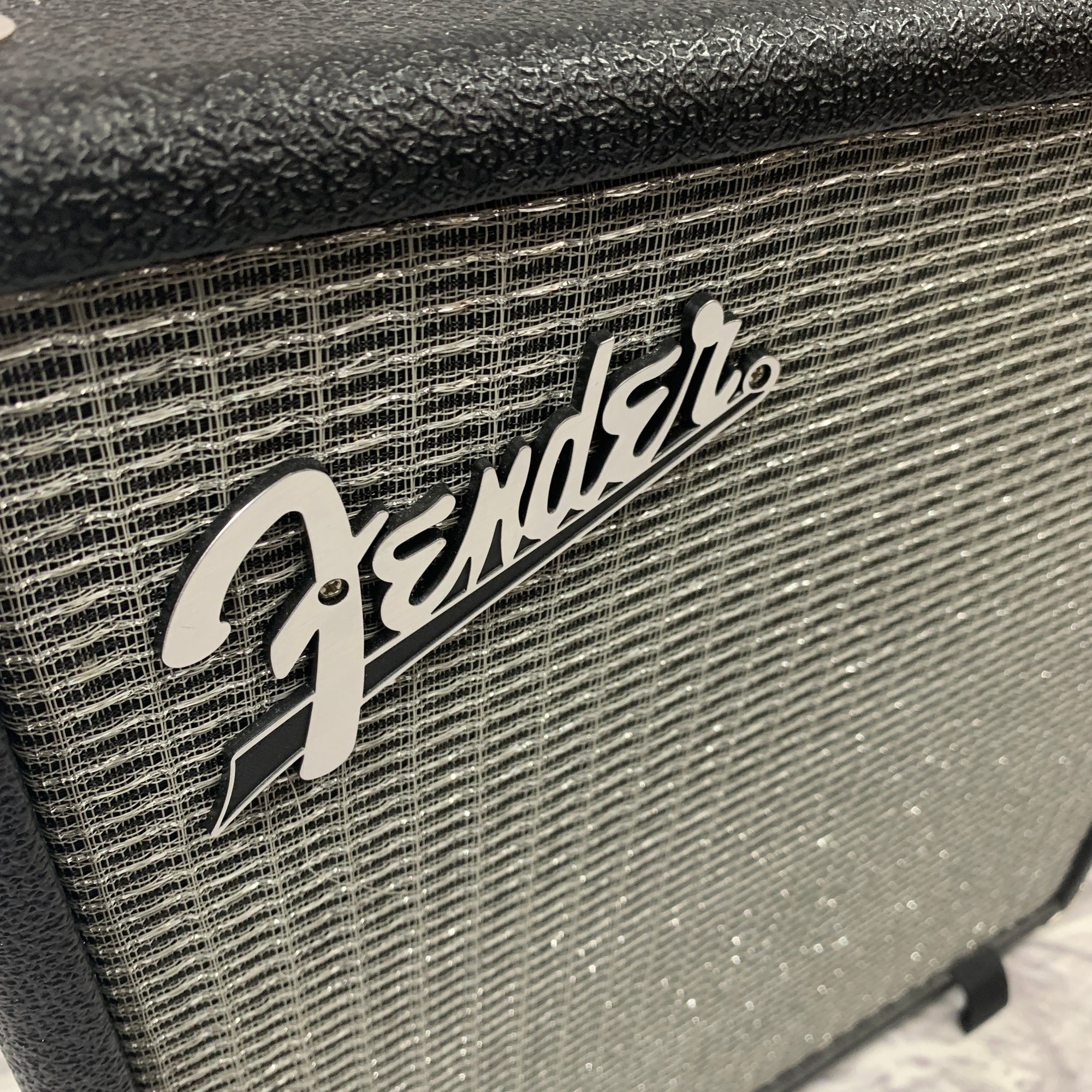 Fender Rumble 25 1x8 25-Watt Bass Combo
