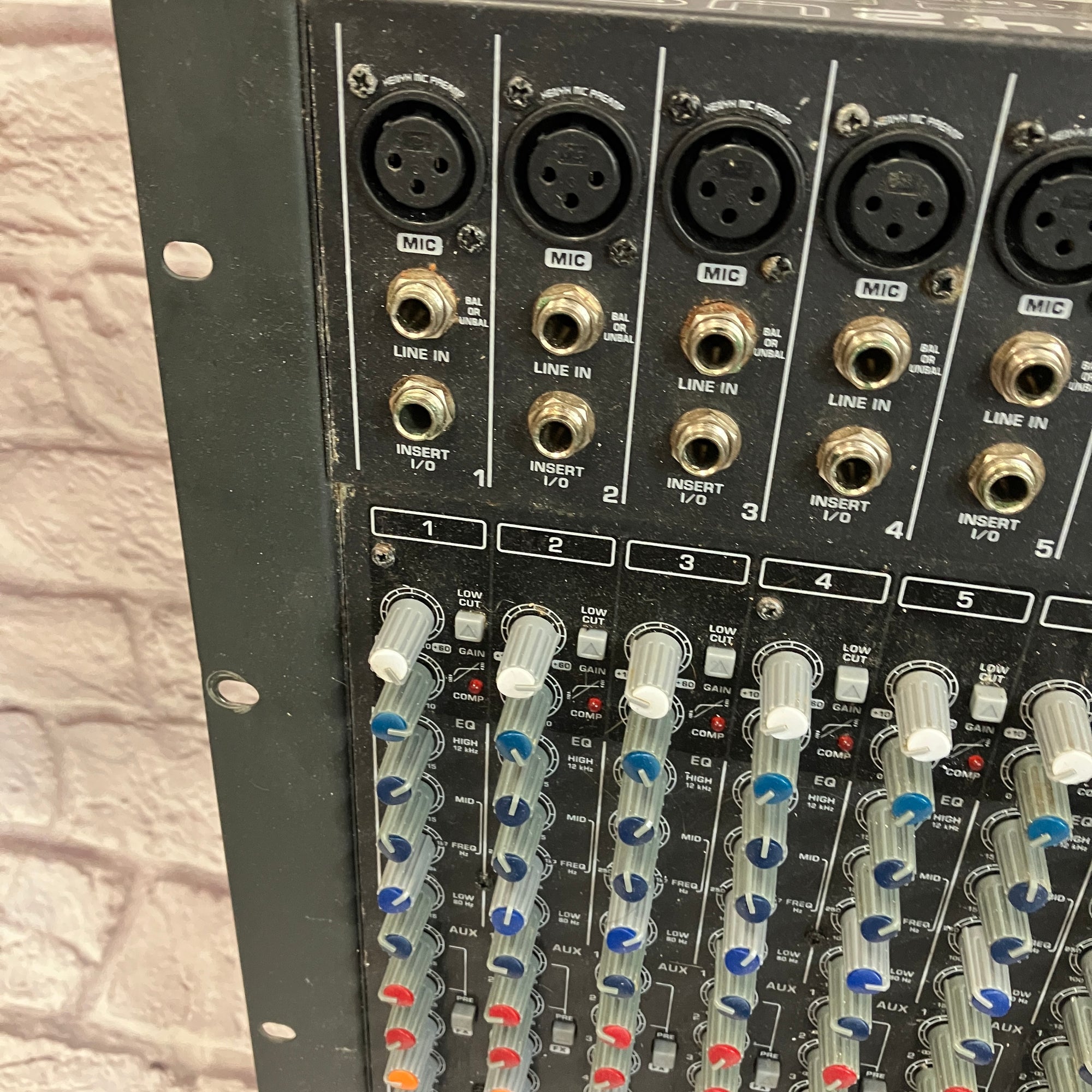 Xenyx X2442usb Mixer Behringer XENYX X2442USB 24-Channel Mixer