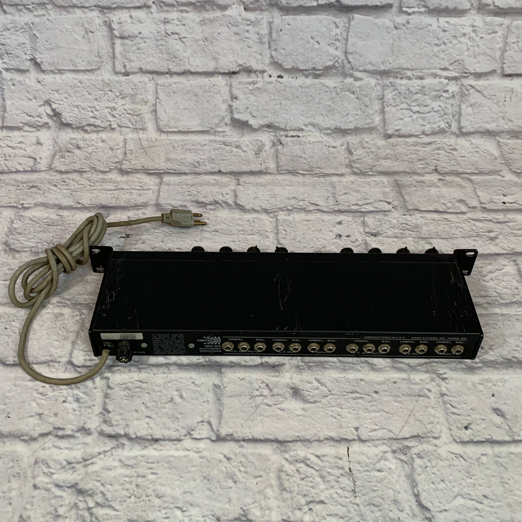 Biamp SM/23 Crossover