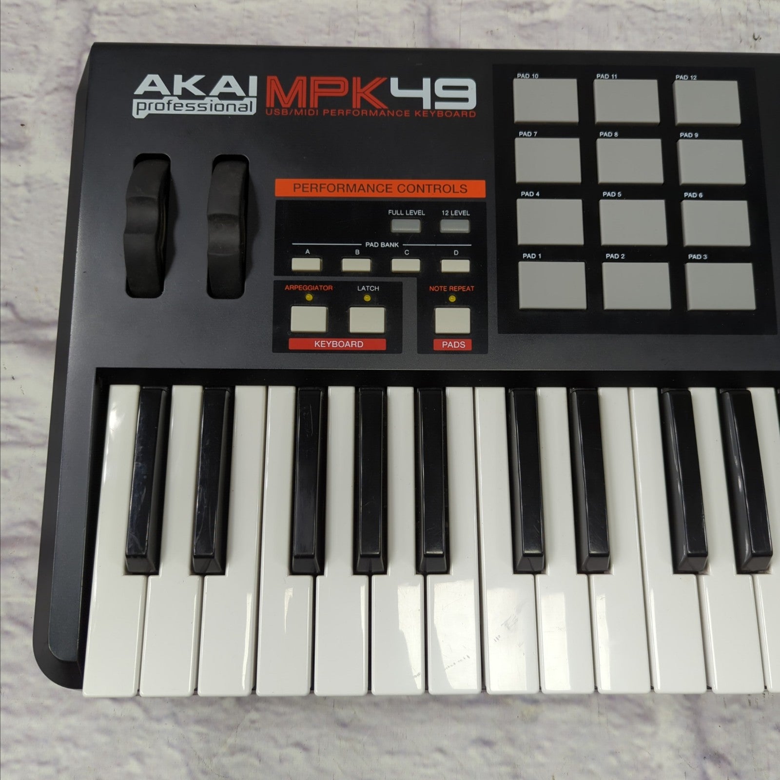 Akai MPK49 49 Key Midi Controller