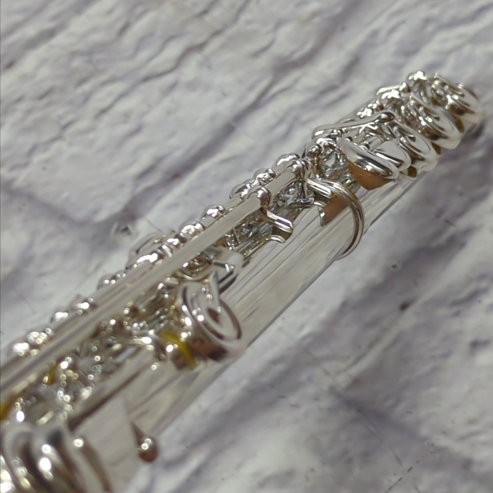 The Haynes Flute Amadeus AF680 Professional Flute