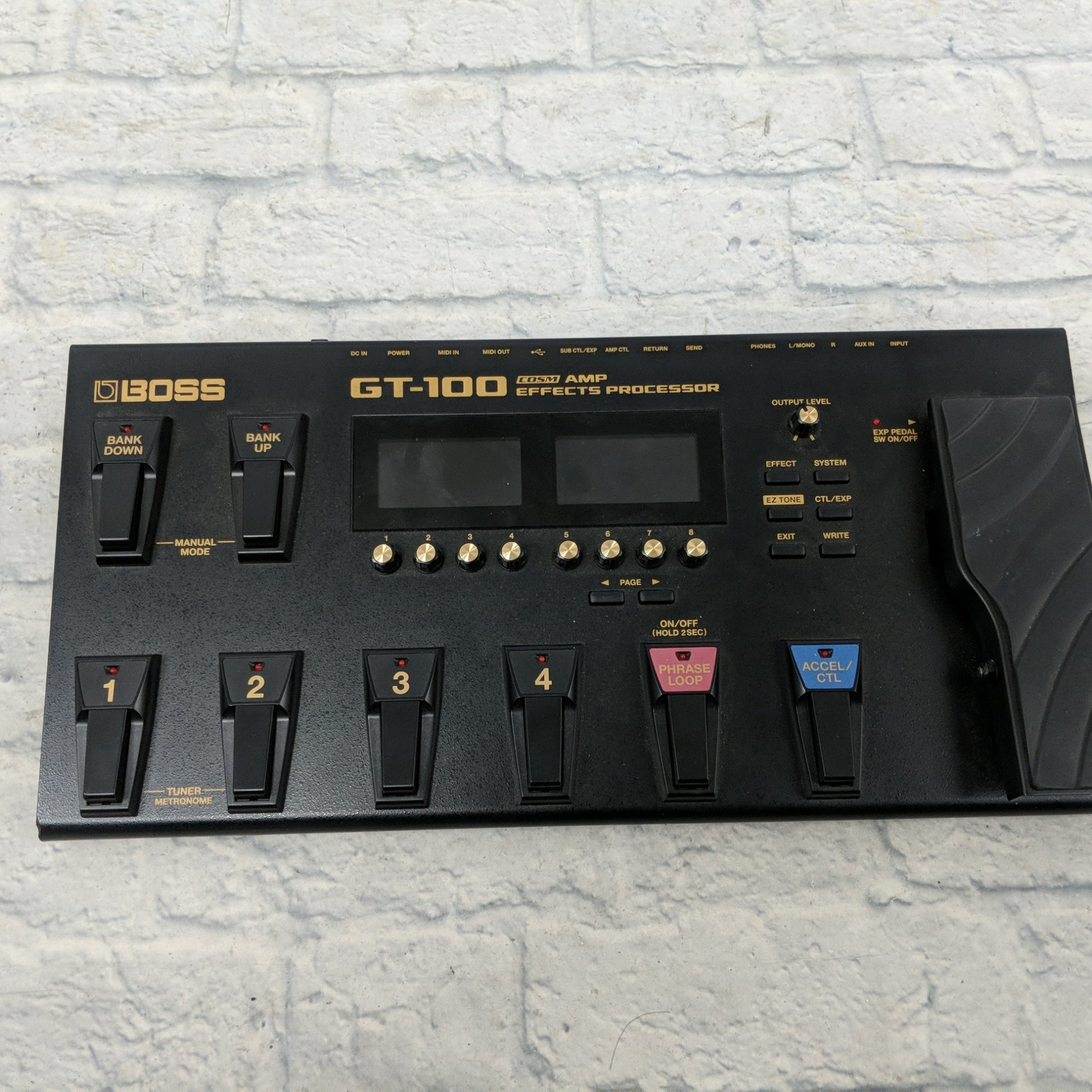 Boss GT100 Effect Processor Version 2