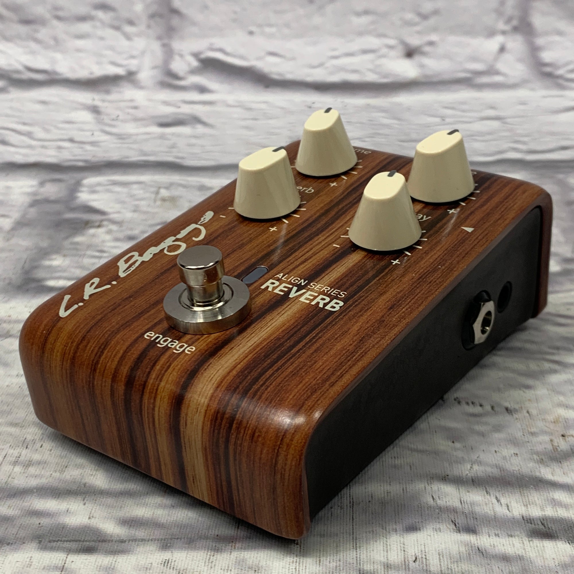 LR Baggs Align Series Reverb Pedal