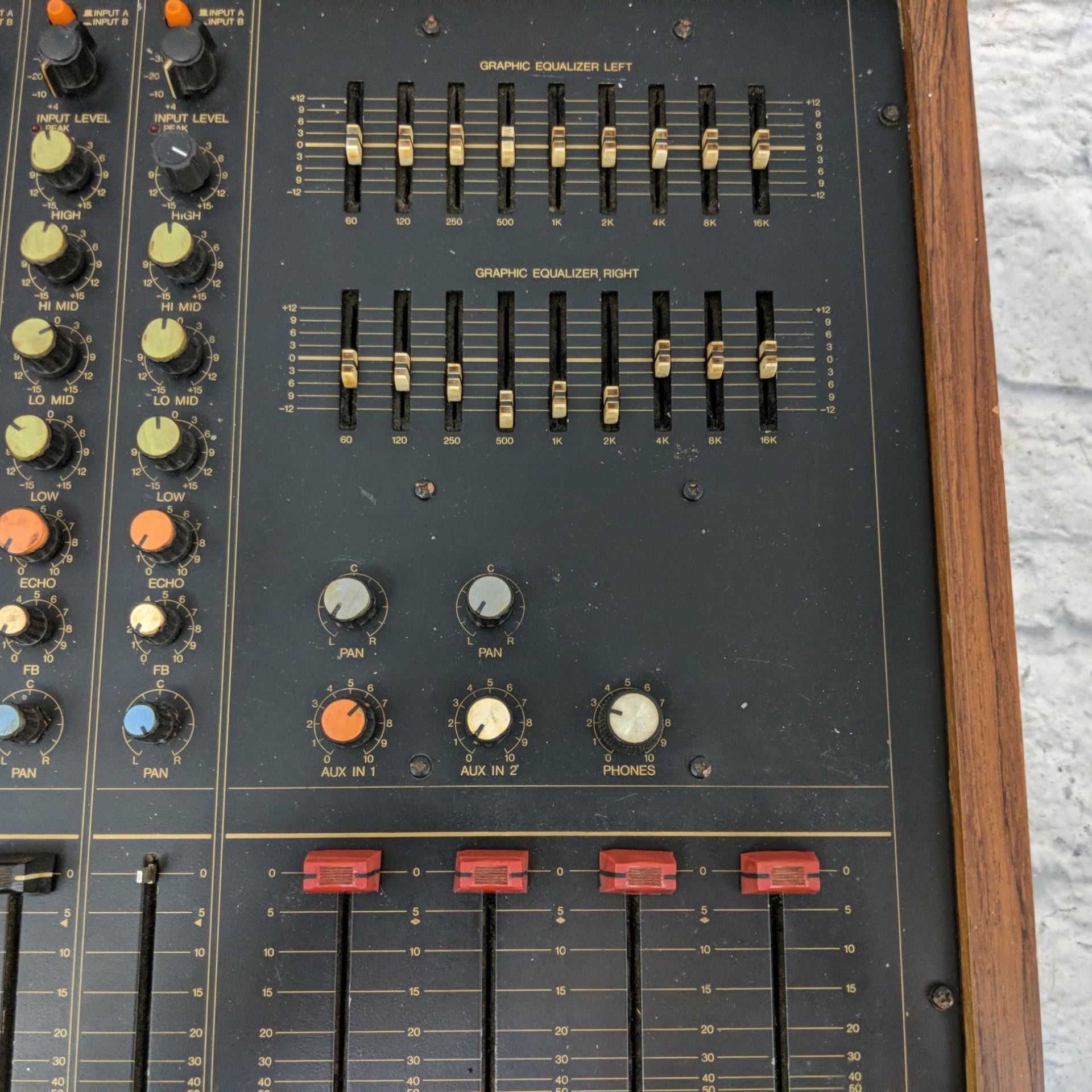 Yamaha 802 Sound Reinforcement Mixer MQ Series - Evolution Music