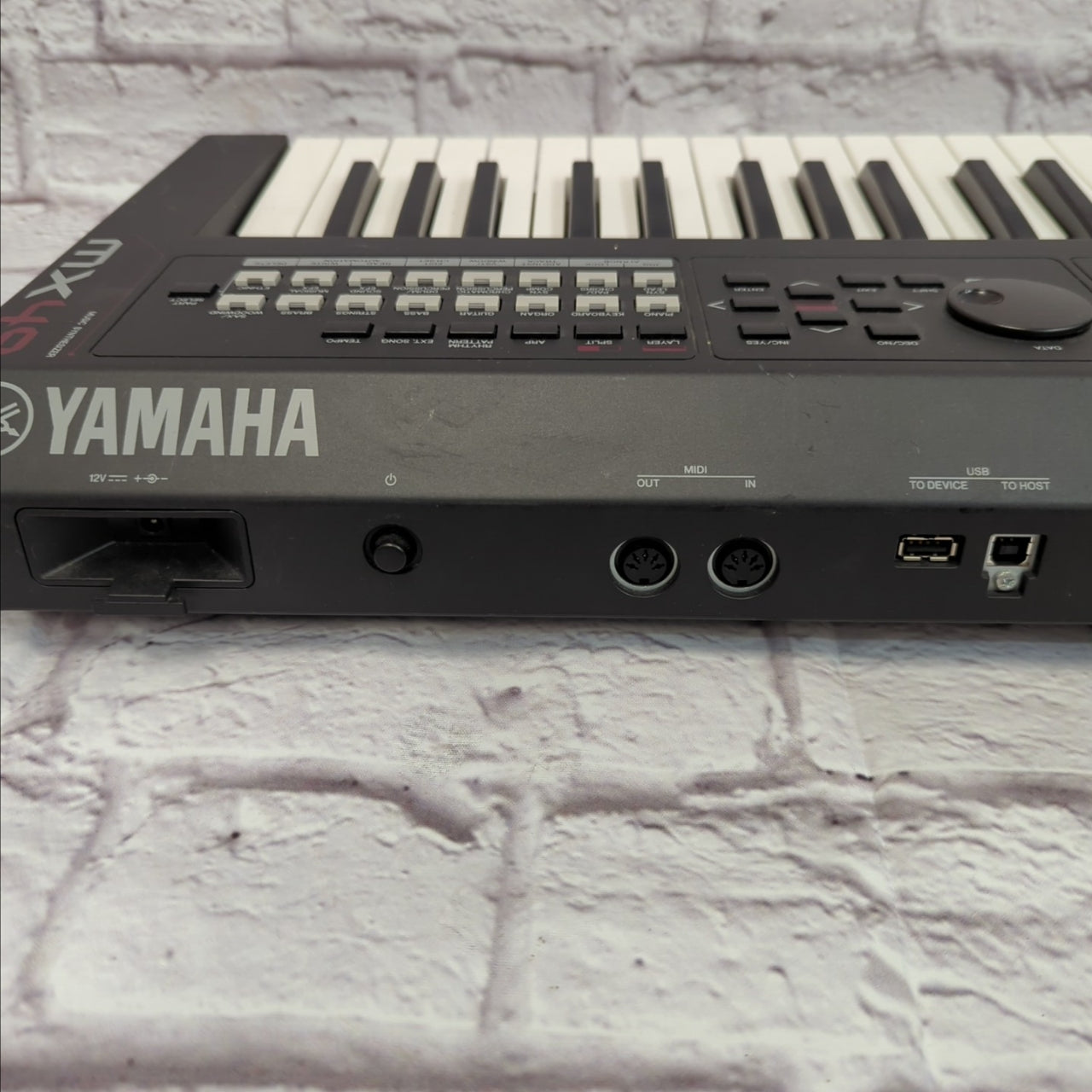 Yamaha MX49 49-Key Digital Synthesizer