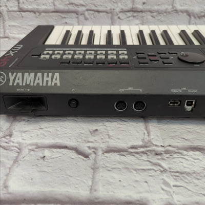 Yamaha MX49 49-Key Digital Synthesizer