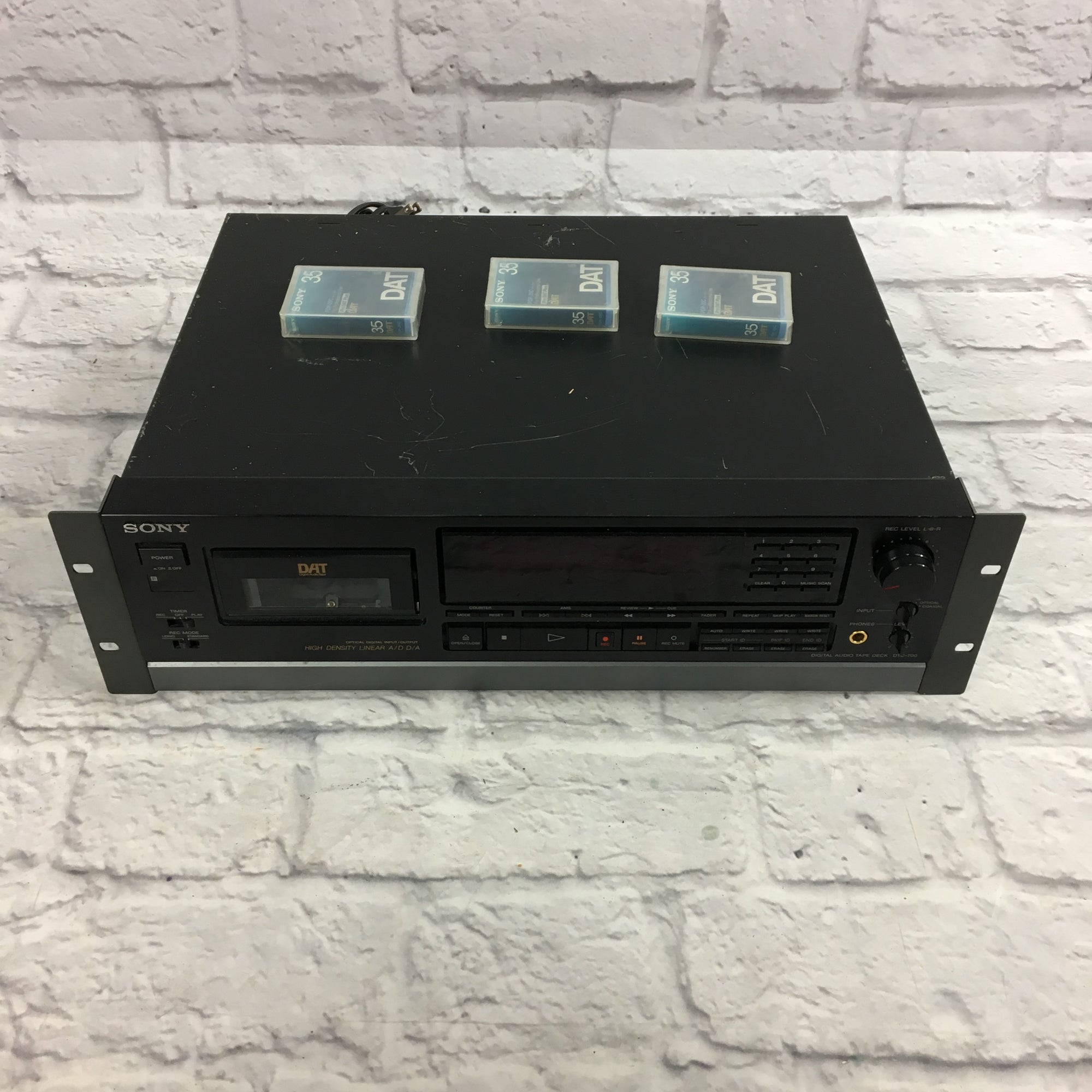 Sony DTC700 DAT Recorder