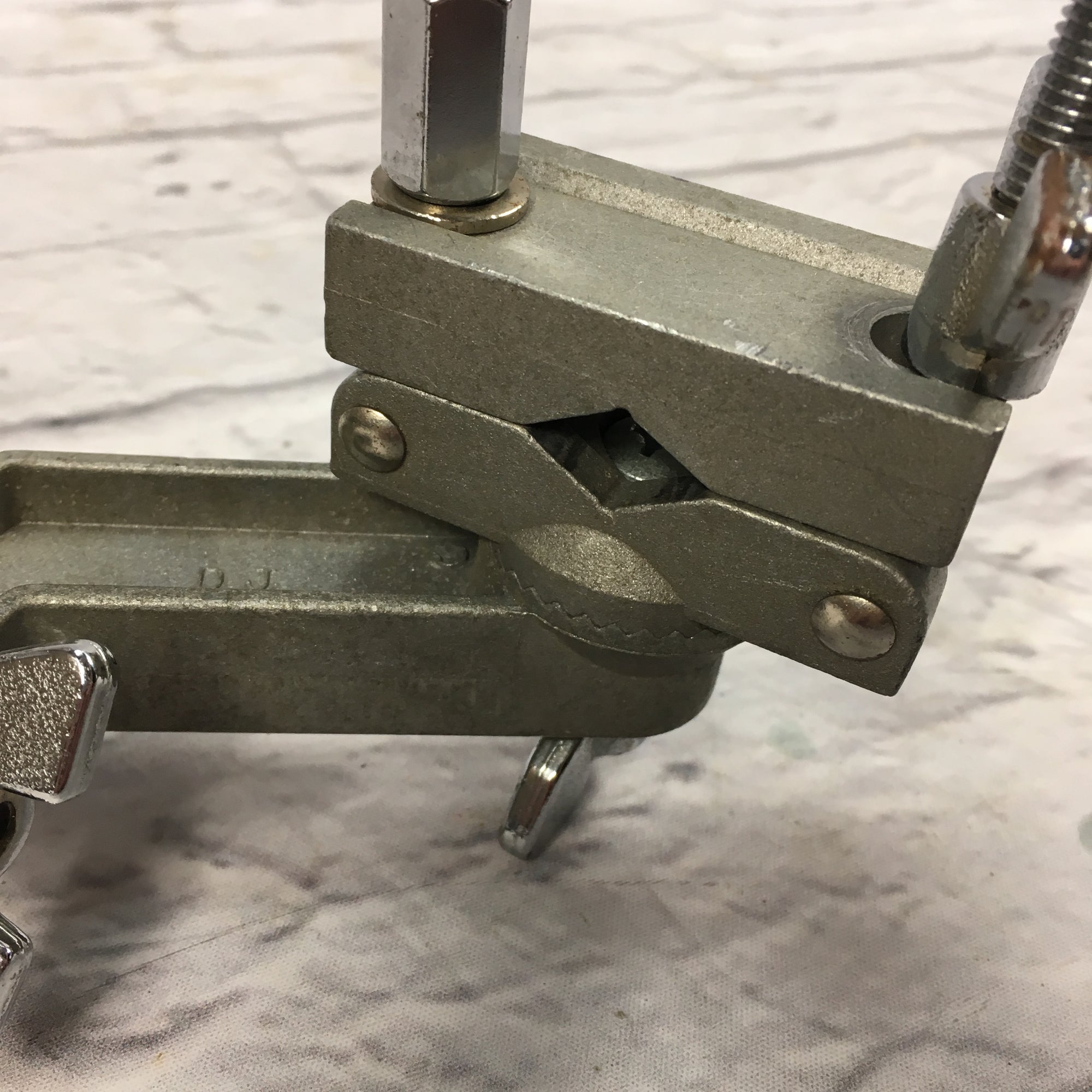 Unknown DJ Drum Percussion Multi-Clamp