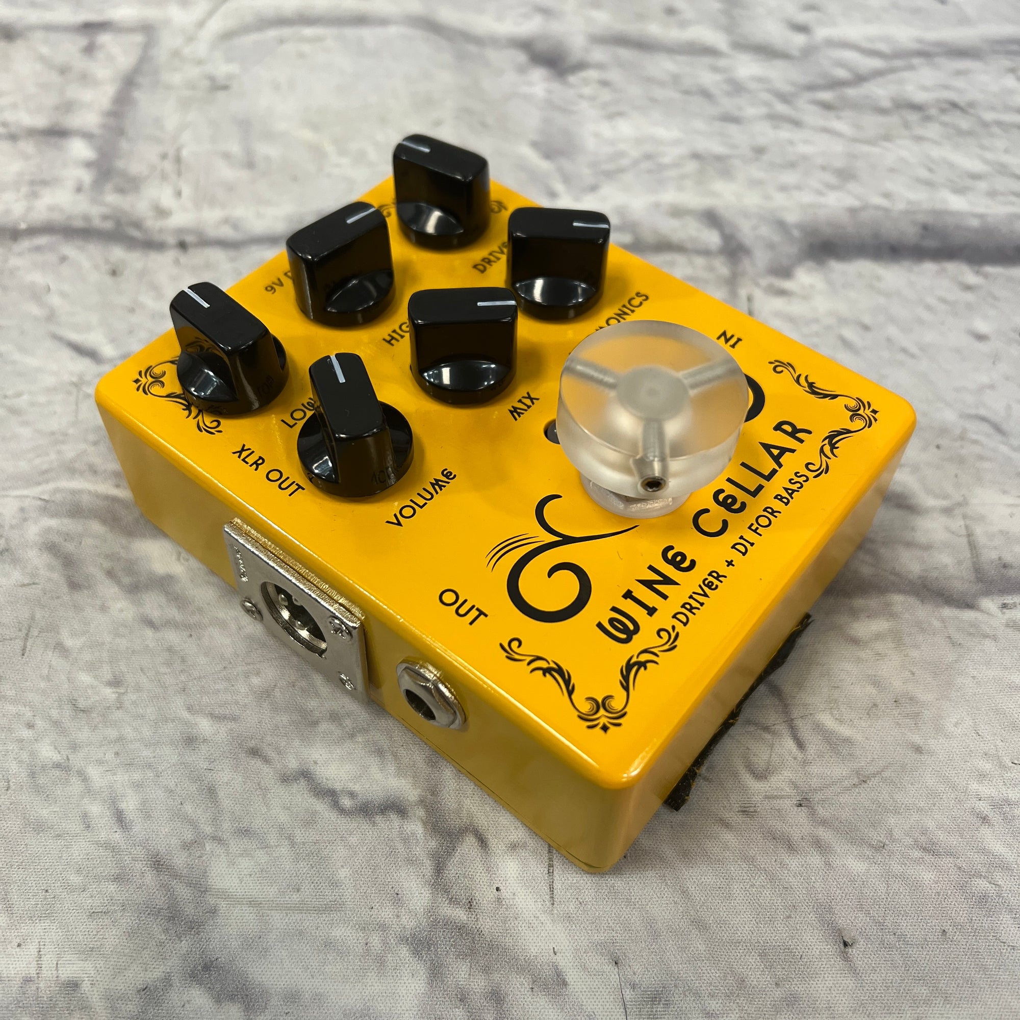 Caline Wine Cellar BAss Drive DI