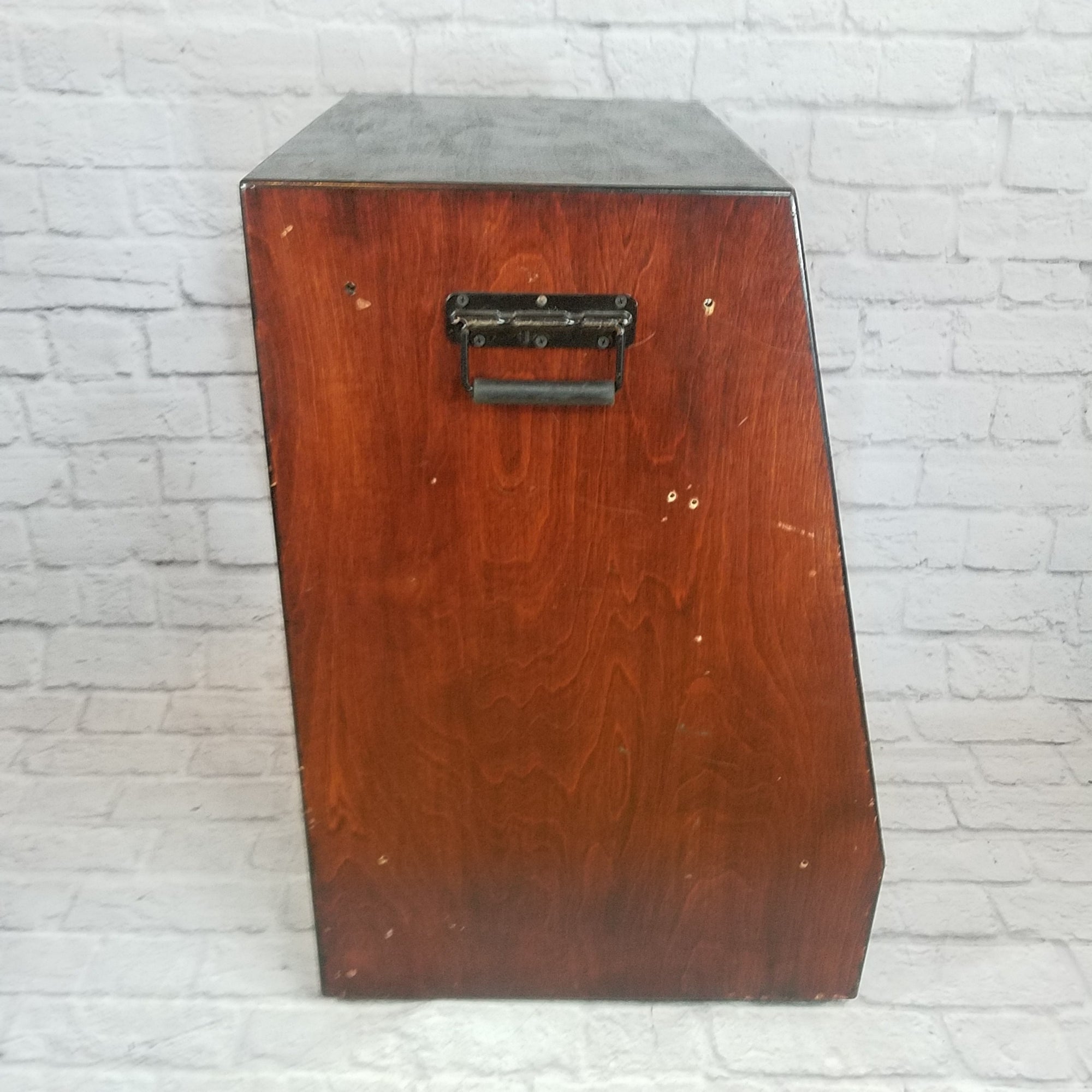 14U Rolling Wood Rack Case