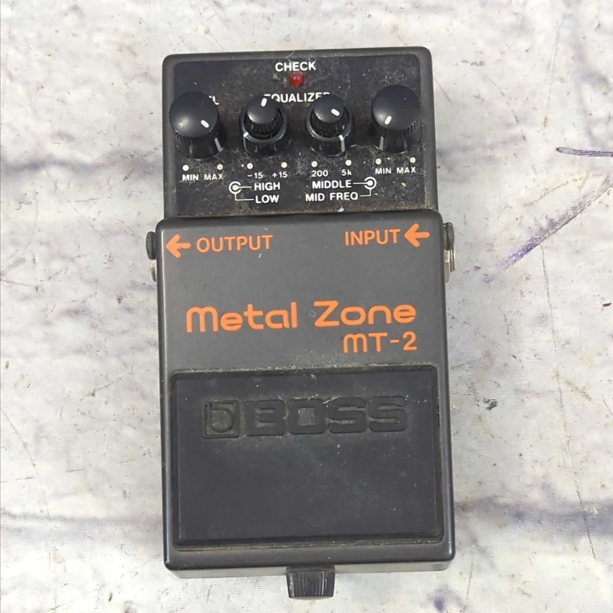BOSS l Zone MT-2 ディストーション Boss MT-2 | The Pedal Zone