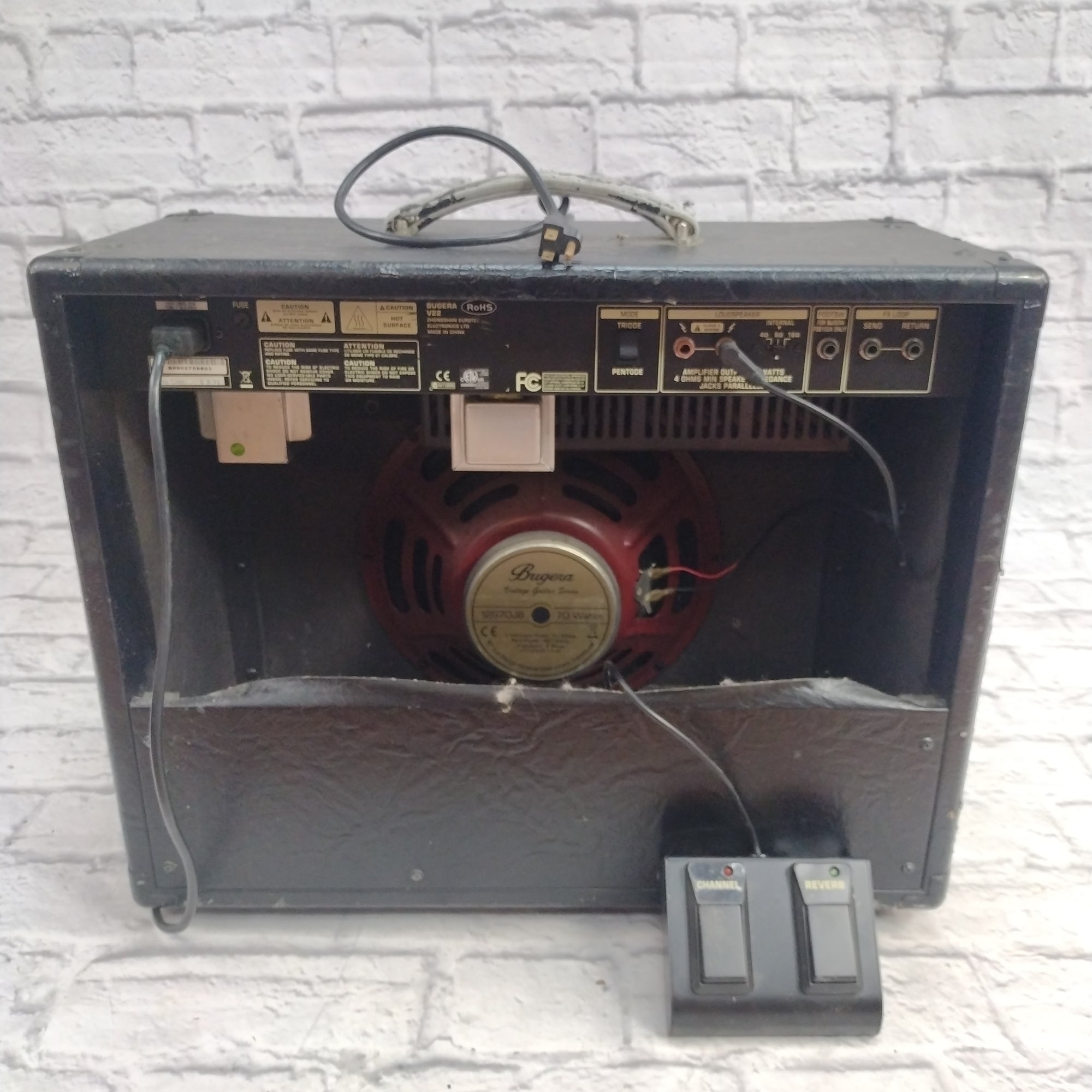 Bugera V22 22-Watt Tube Combo Amp