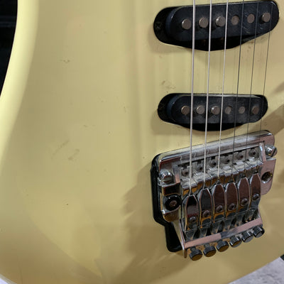 Yamaha SE603M Electric Guitar w/ Hard Case