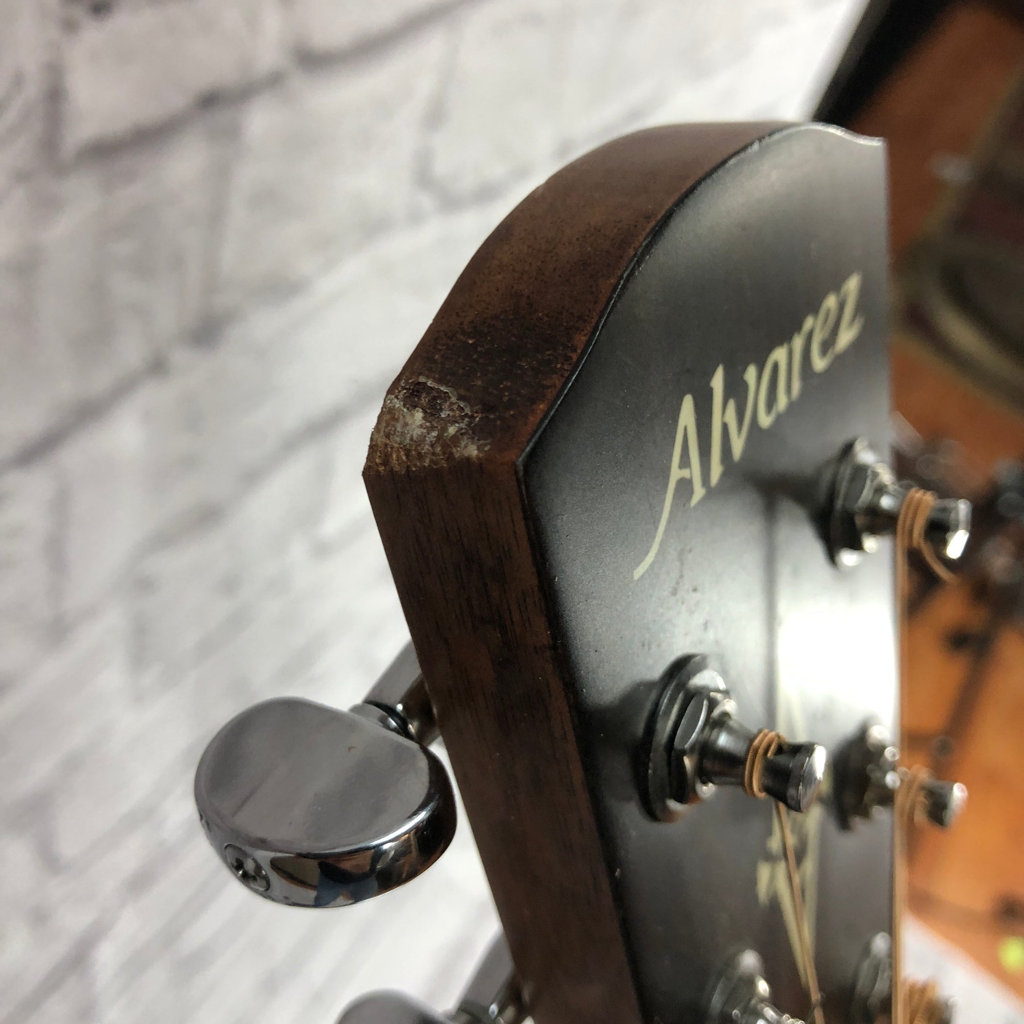 Alvarez AD60L Left Handed Acoustic Guitar