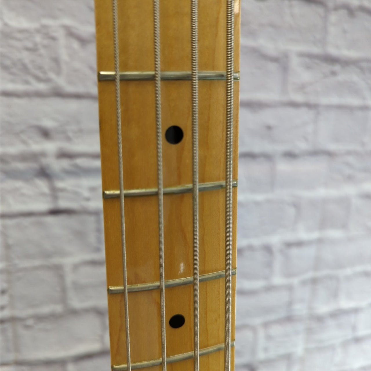 Fender Vintage 1980 Precision Bass Guitar Left Handed with Case