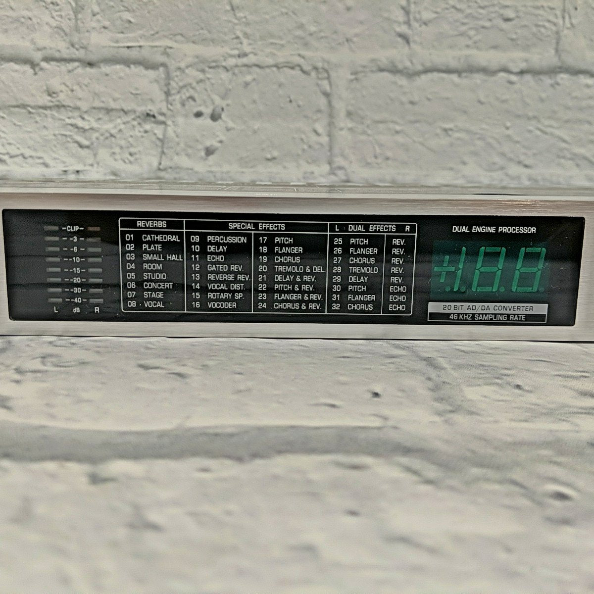 Behringer DSP 1000P Multi-Effects Processor