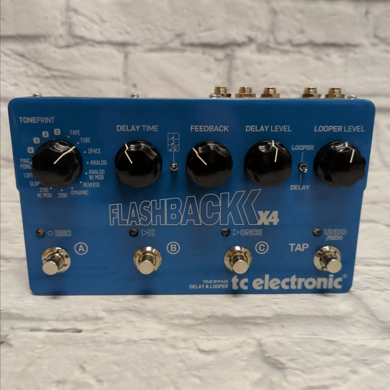 TC Electronic Flashback X4 Delay and Looper