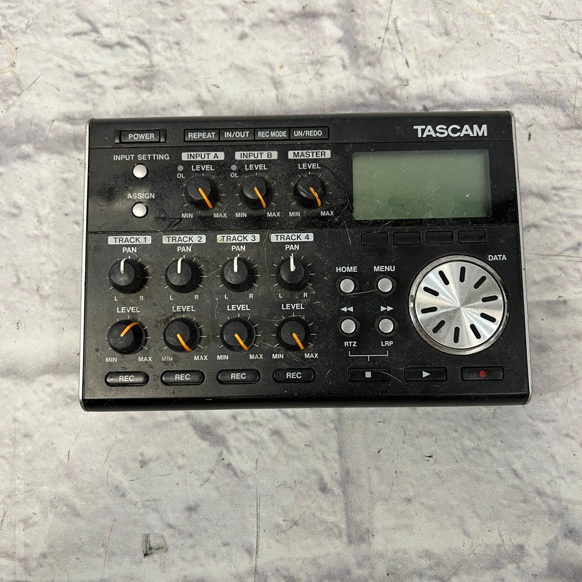 Tascam DP004 Pocketstudio Digital Recorder Evolution Music
