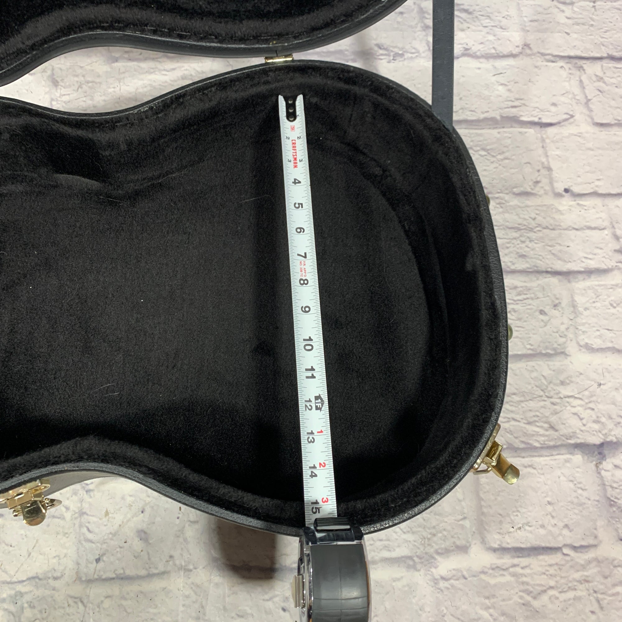 Unknown Acoustic Guitar Hard Case